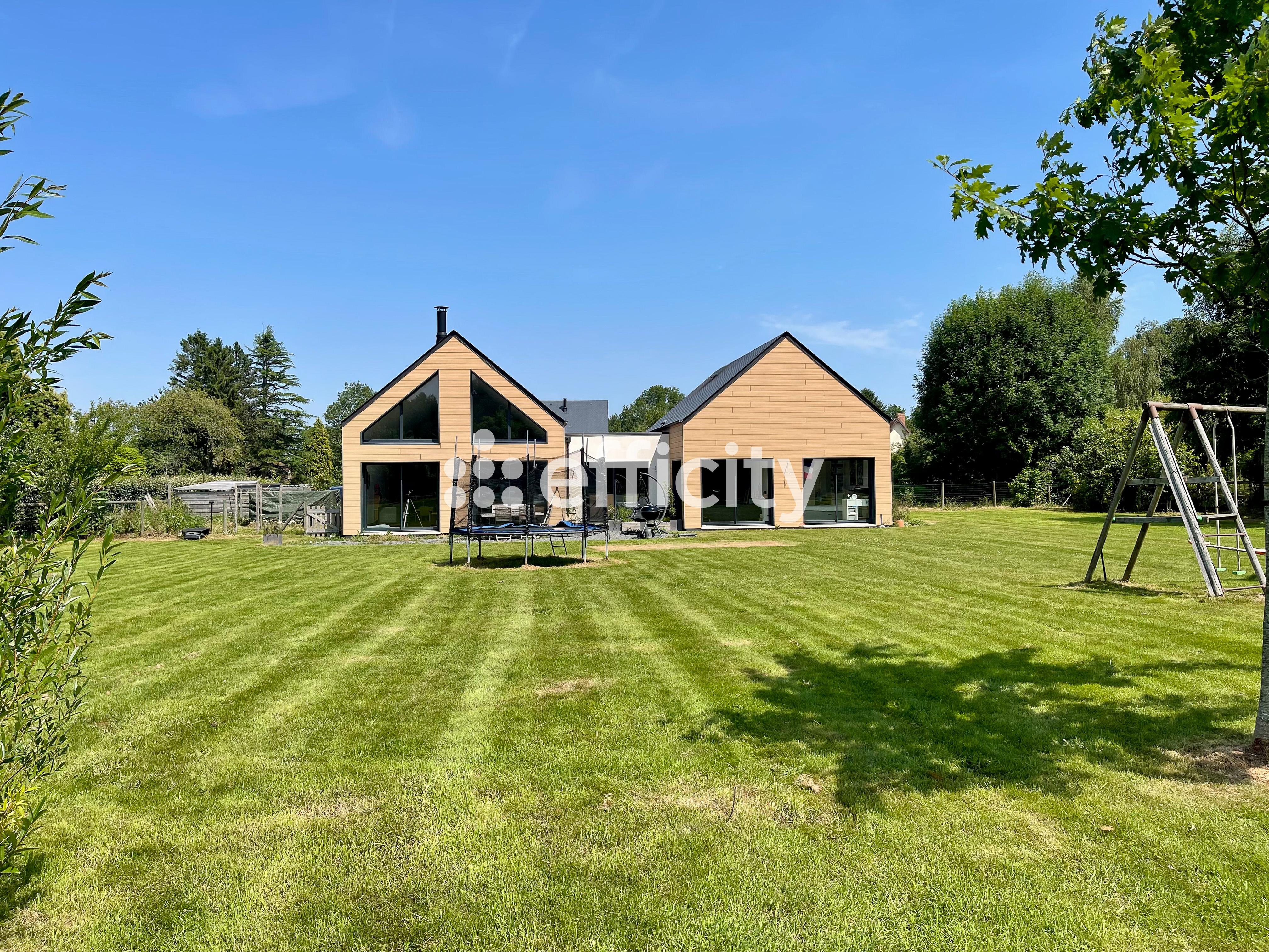 Maison 6 pièces 145 m² · à Gonneville-sur-Honfleur · 145 m² · 30 000 €