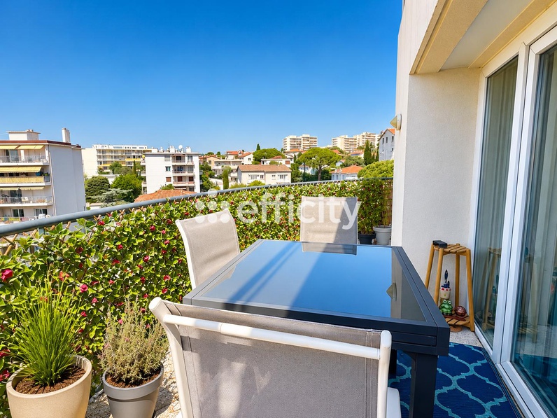 appartement 3 pièces - 66m2 à Antibes (06160)