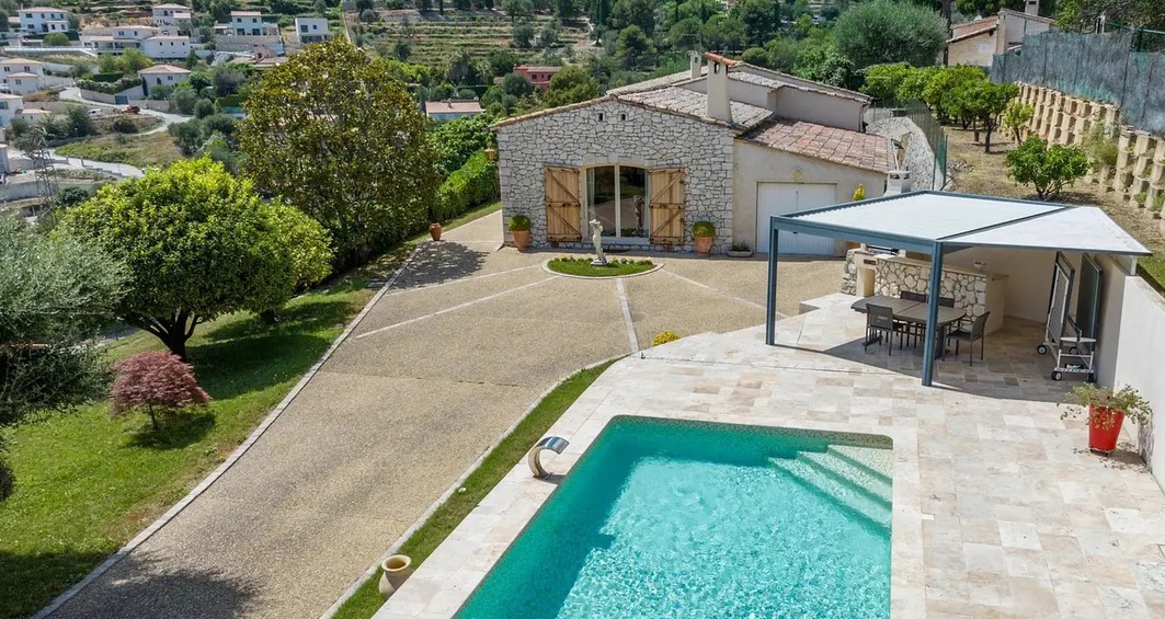 Achat immobilier Maison 6 pièces  130m2 à Falicon (06950) - Photo n°8