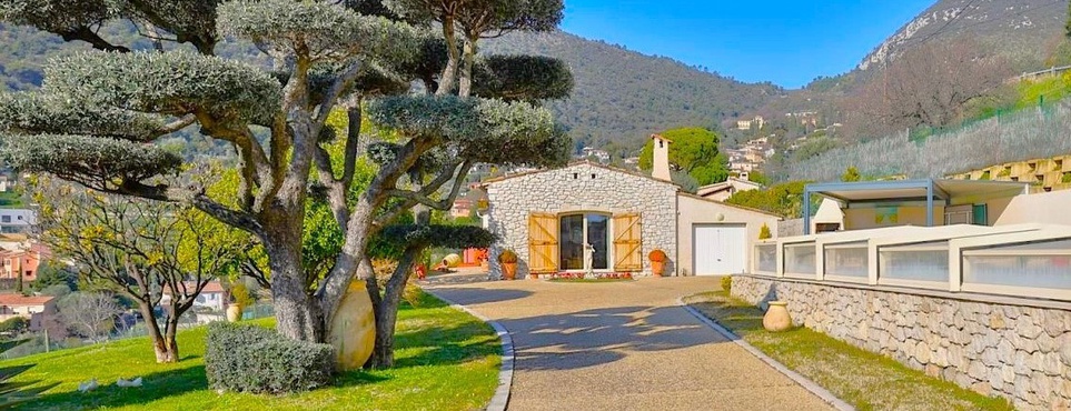 Achat immobilier Maison 6 pièces  130m2 à Falicon (06950) - Photo n°1