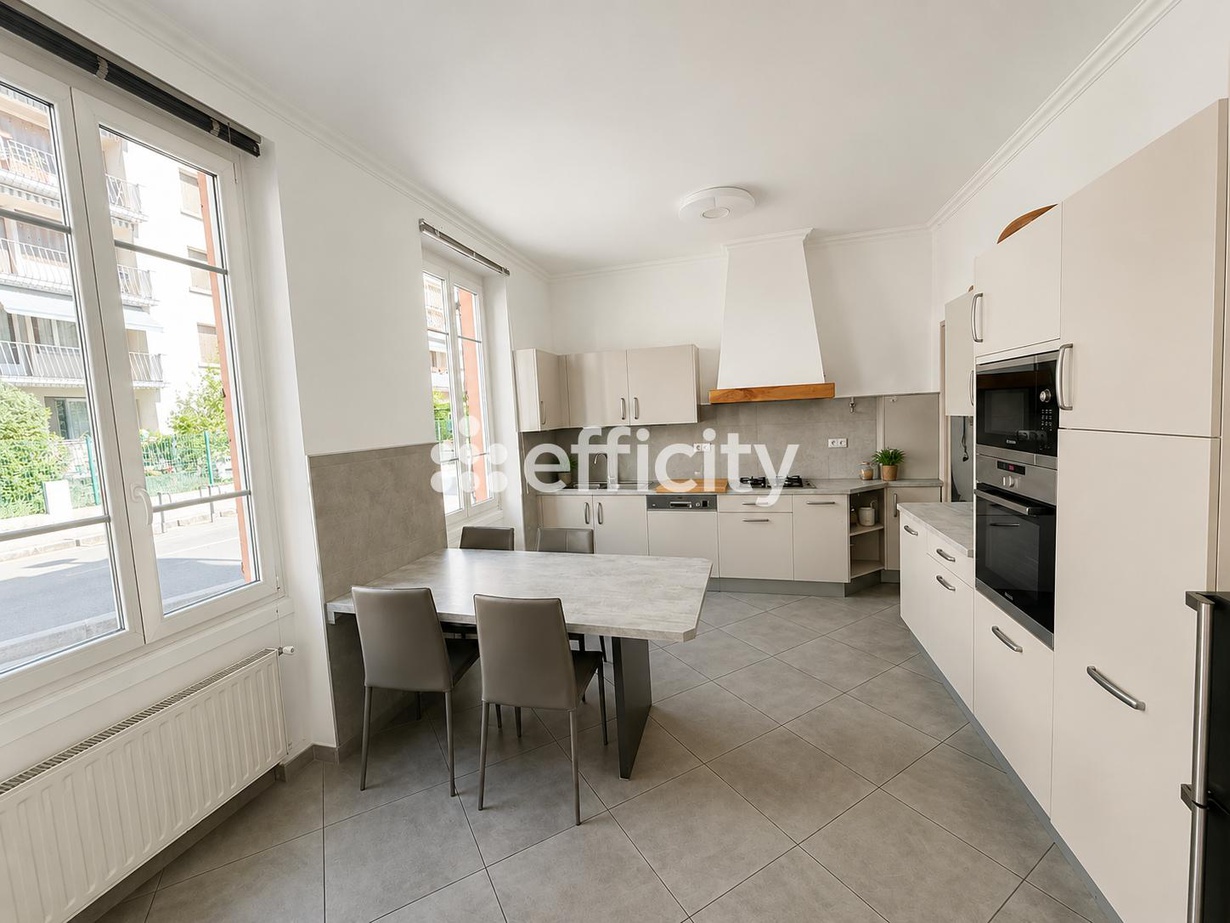 Achat immobilier Maison 5 pièces  122m2 à Villeurbanne (69100) - Photo n°8