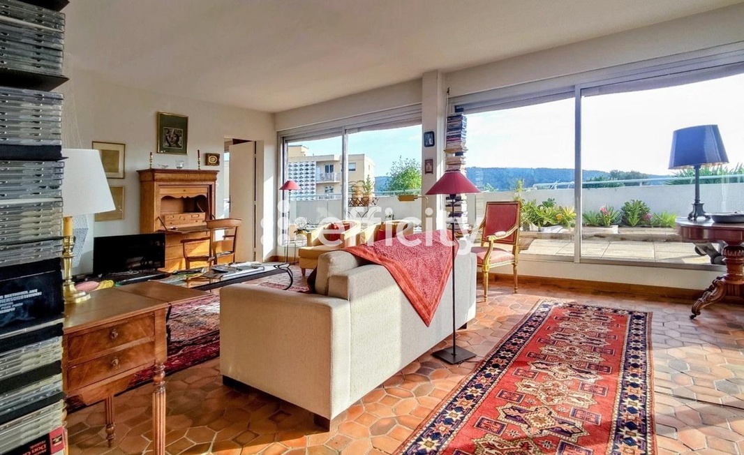 Achat immobilier Appartement 4 pièces  98m2 à Aix-en-Provence (13100) - Photo n°8