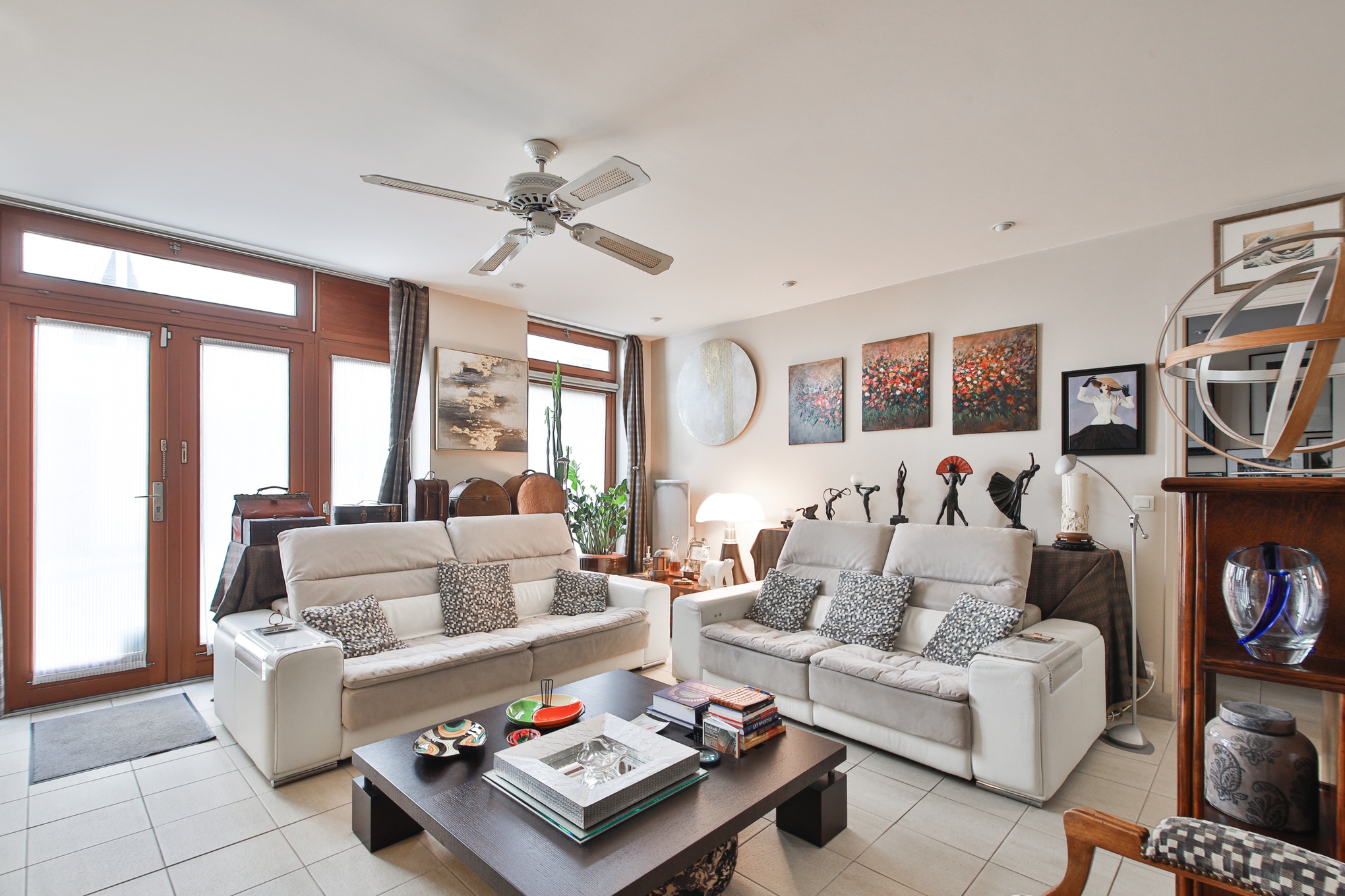 Achat immobilier Appartement 5 pièces  157m2 à Paris (75009) - Photo n°4