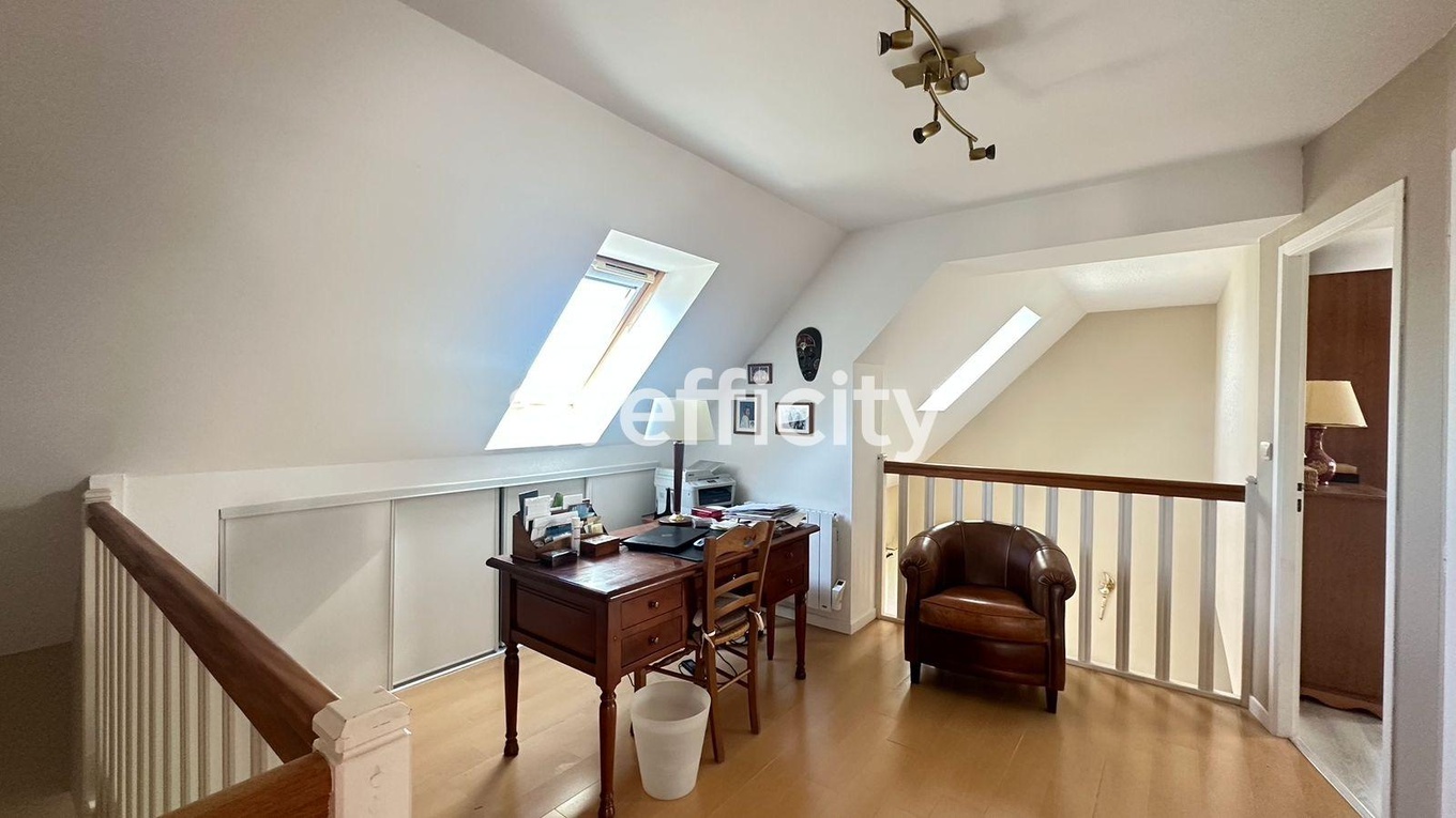 Achat immobilier Maison 6 pièces  160m2 à Saint-Cyr-sur-Loire (37540) - Photo n°9