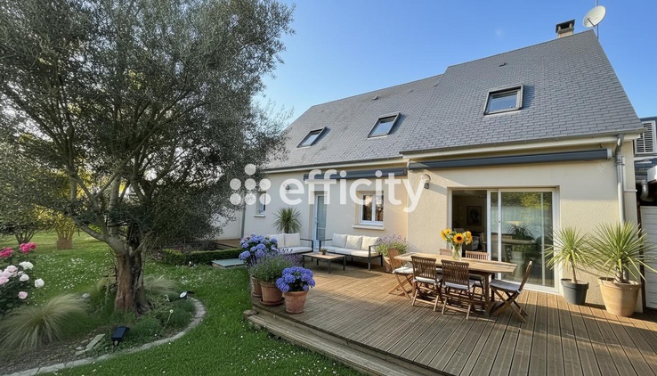 maison 6 pièces - 160m2 à Saint-Cyr-sur-Loire (37540)