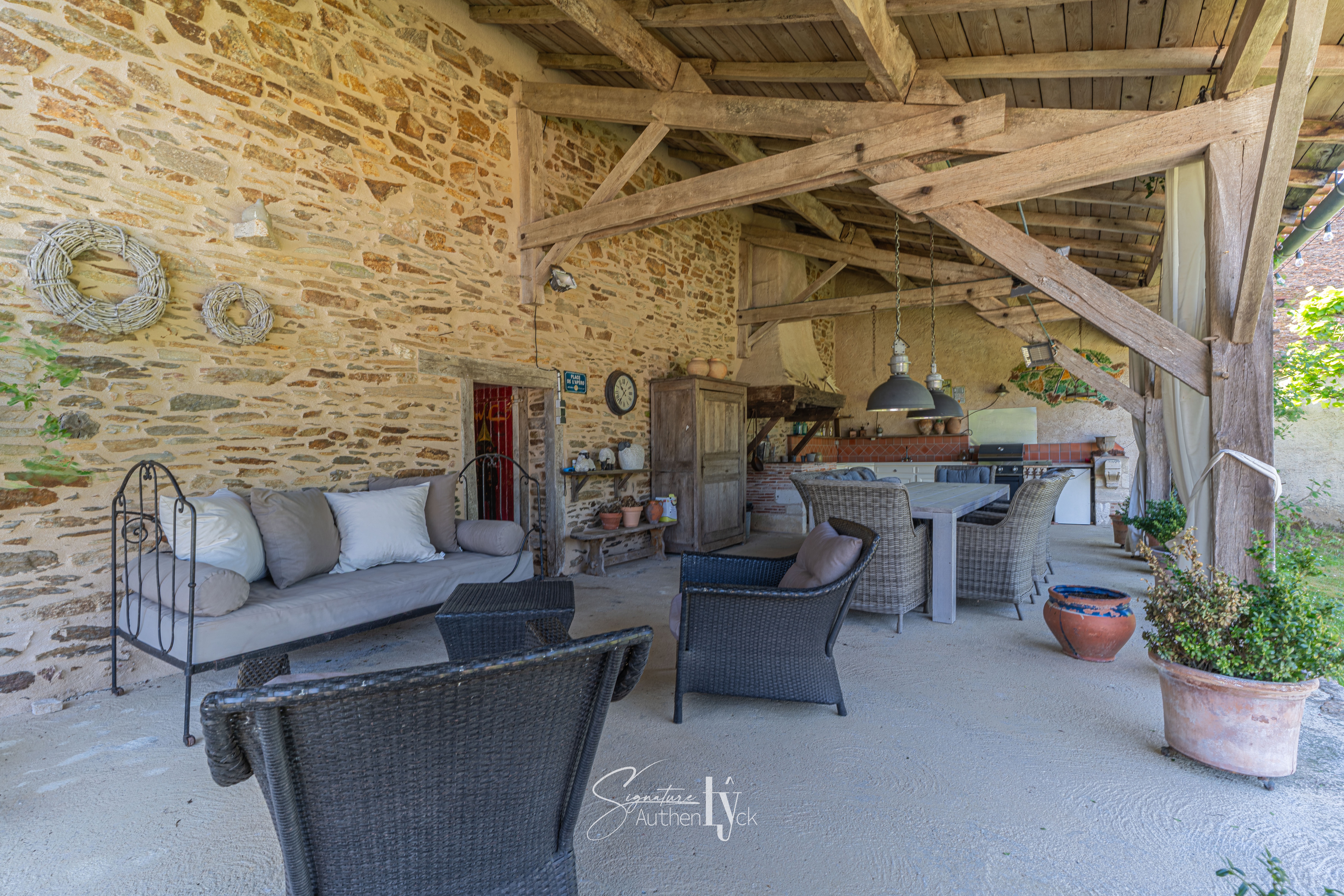 Achat immobilier Maison 7 pièces  232m2 à Saint-Saud-Lacoussière (24470) - Photo n°17