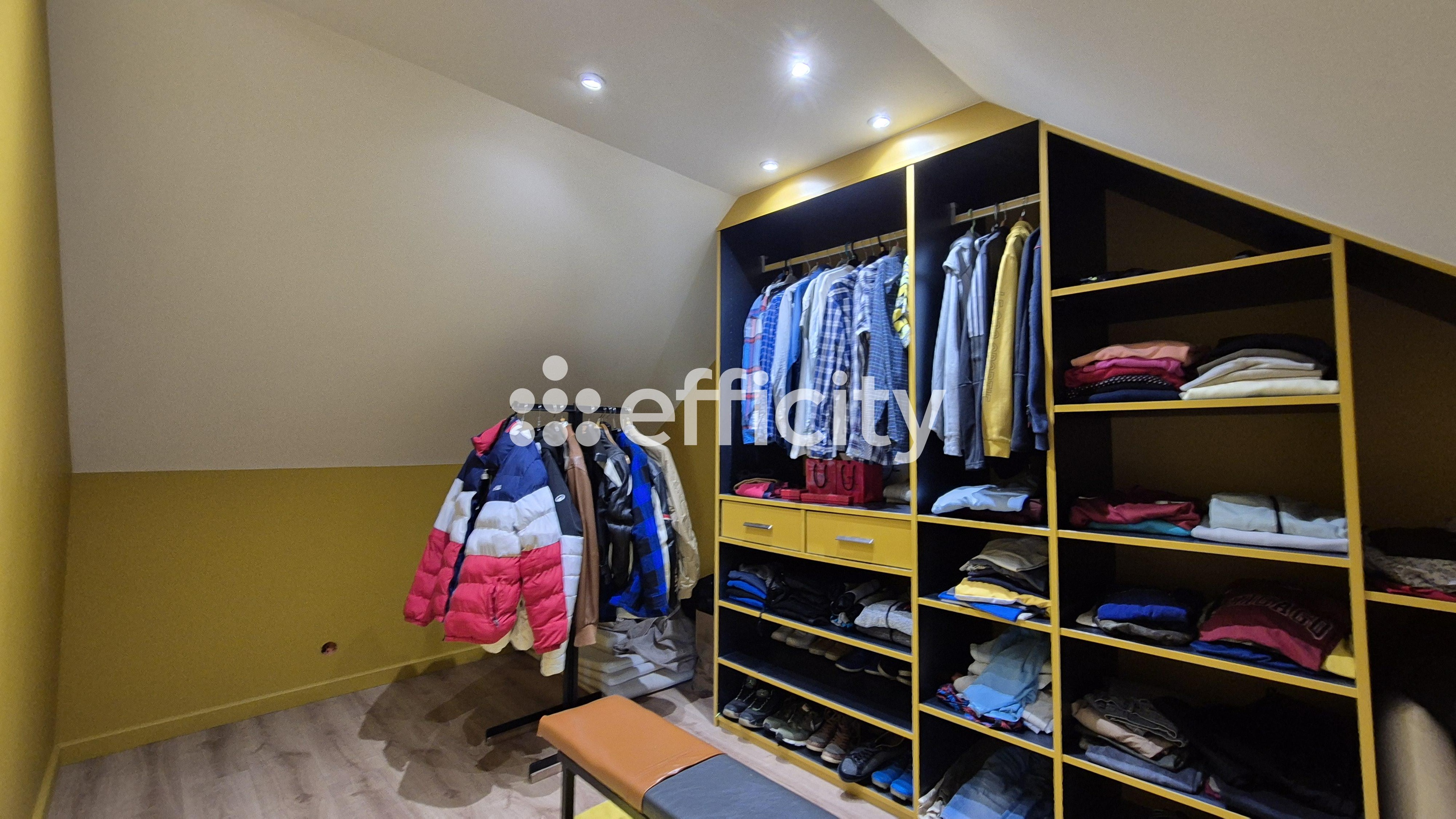 Achat immobilier Maison 8 pièces  230m2 à Le Molay-Littry (14330) - Photo n°20