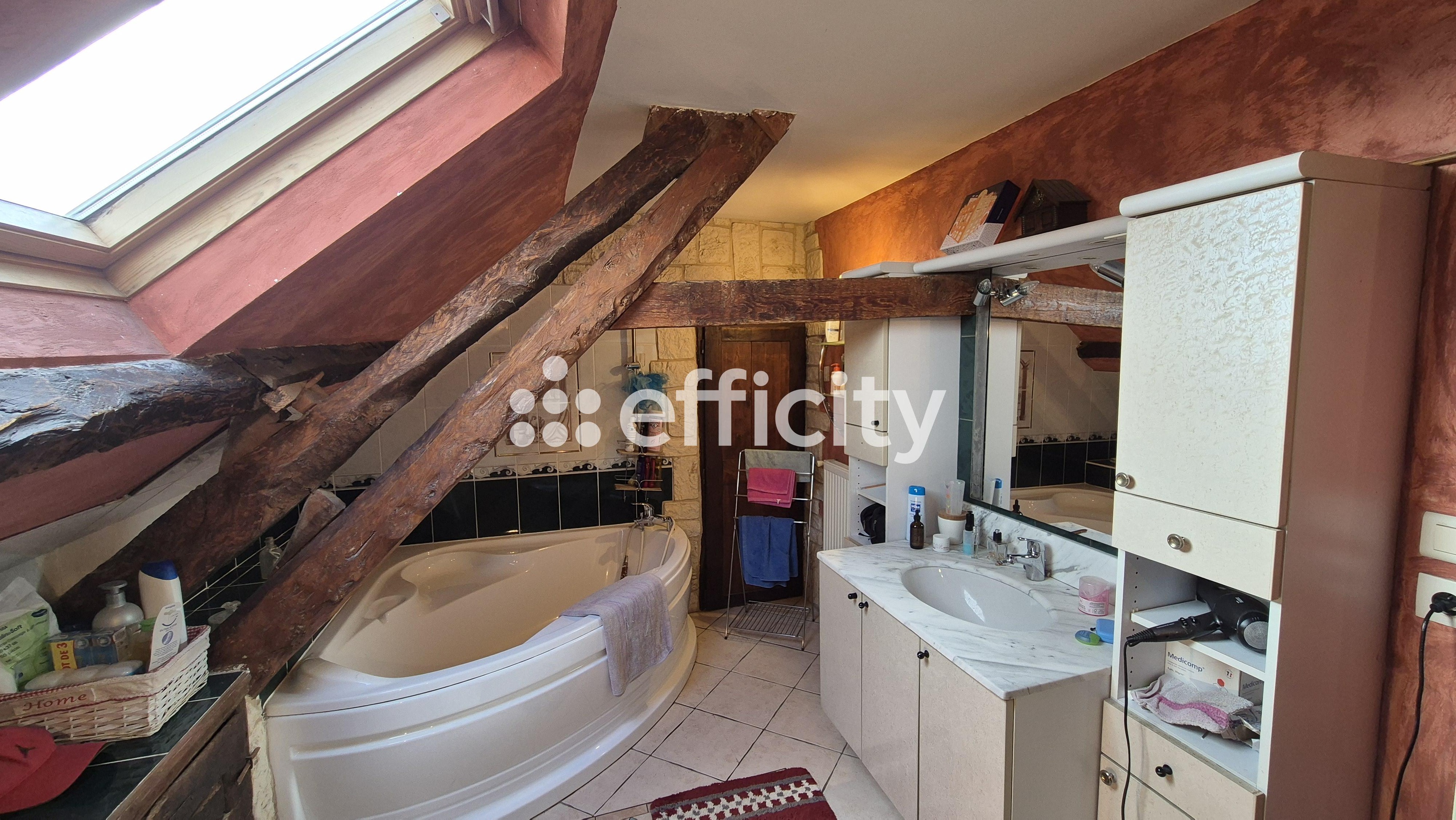 Achat immobilier Maison 8 pièces  230m2 à Le Molay-Littry (14330) - Photo n°12