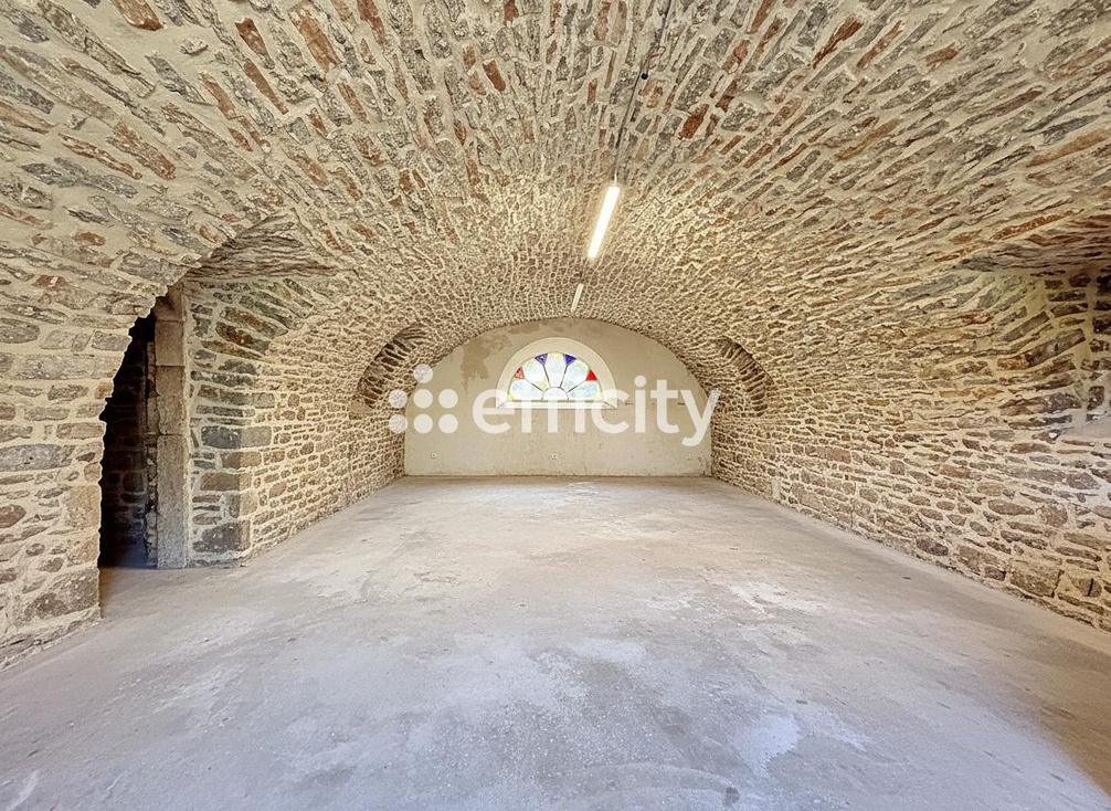 Achat immobilier Maison 5 pièces  198m2 à Les Vans (07140) - Photo n°8