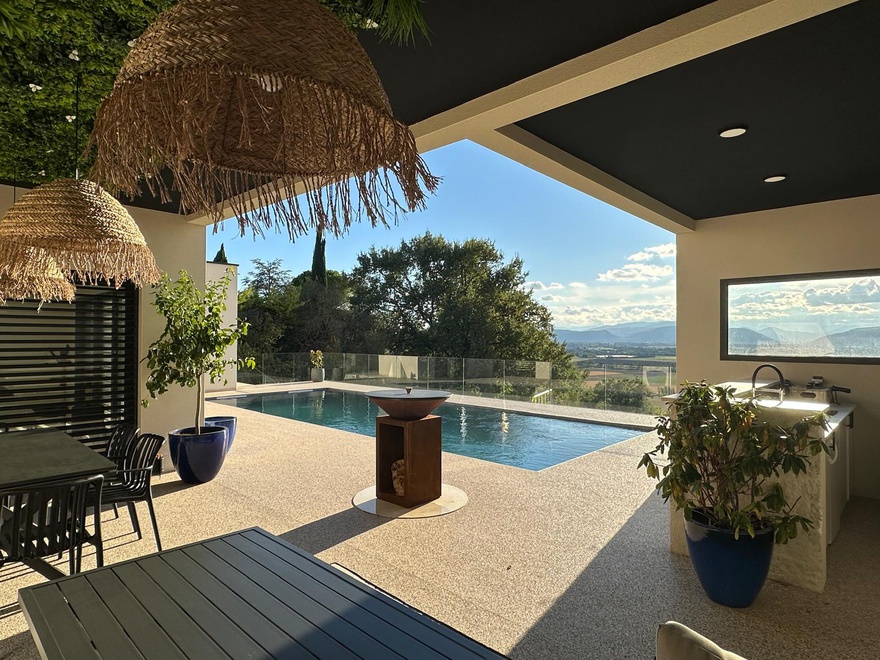 maison 7 pièces - 200m2 à Étoile-sur-Rhône (26800)