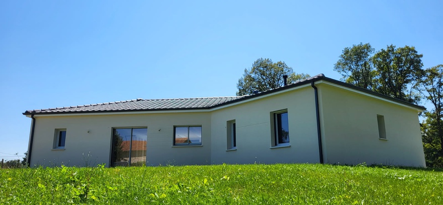 maison 8 pièces - 115m2 à Saint-Pantaléon-de-Larche (19600)