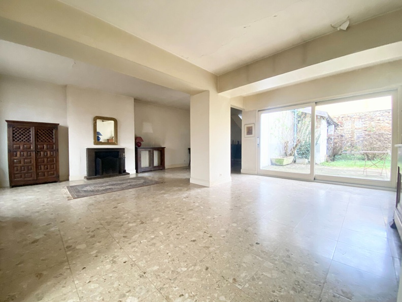 maison 10 pièces - 250m2 à Limoges (87100)