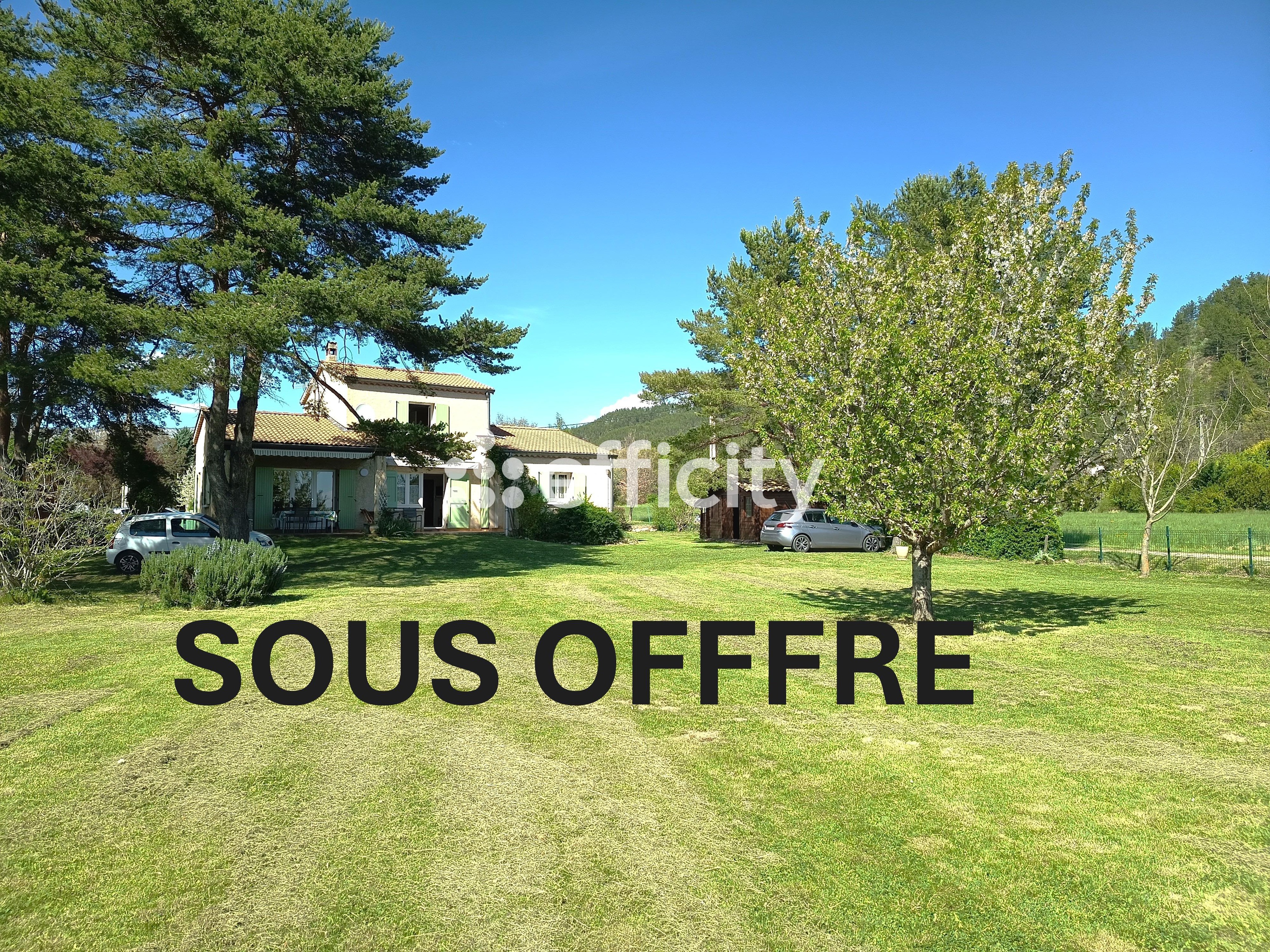 Achat immobilier Maison 5 pièces  120m2 à Laragne-Montéglin (05300) - Photo n°1