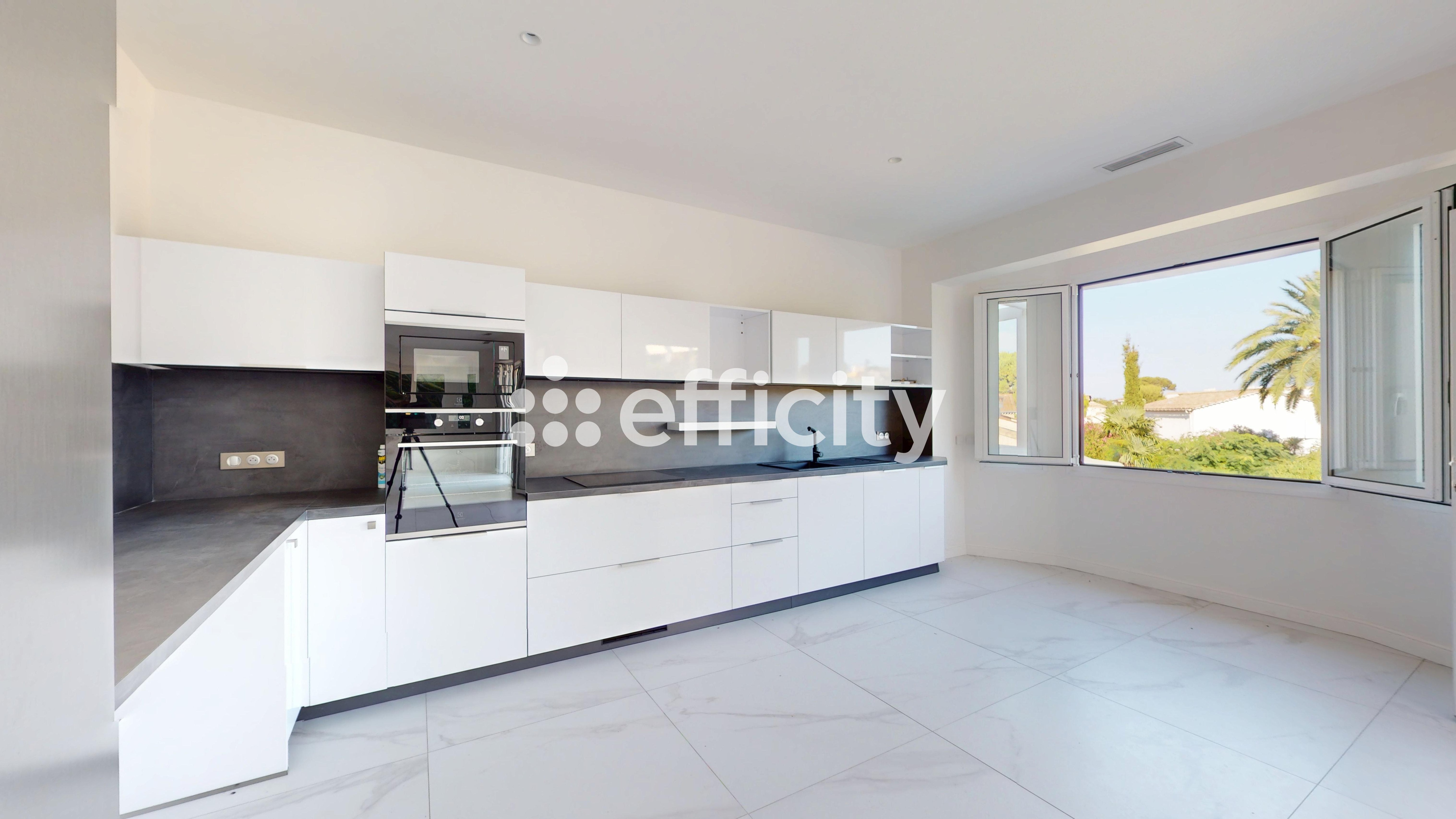 Achat immobilier Maison 7 pièces  260m2 à Antibes (06600) - Photo n°9