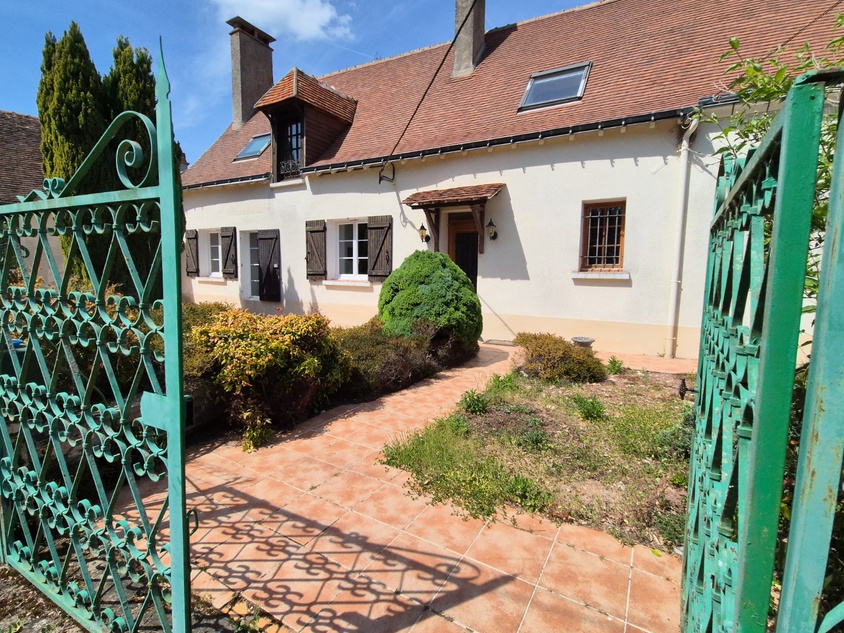 maison 8 pièces - 199m2 à Chédigny (37310)