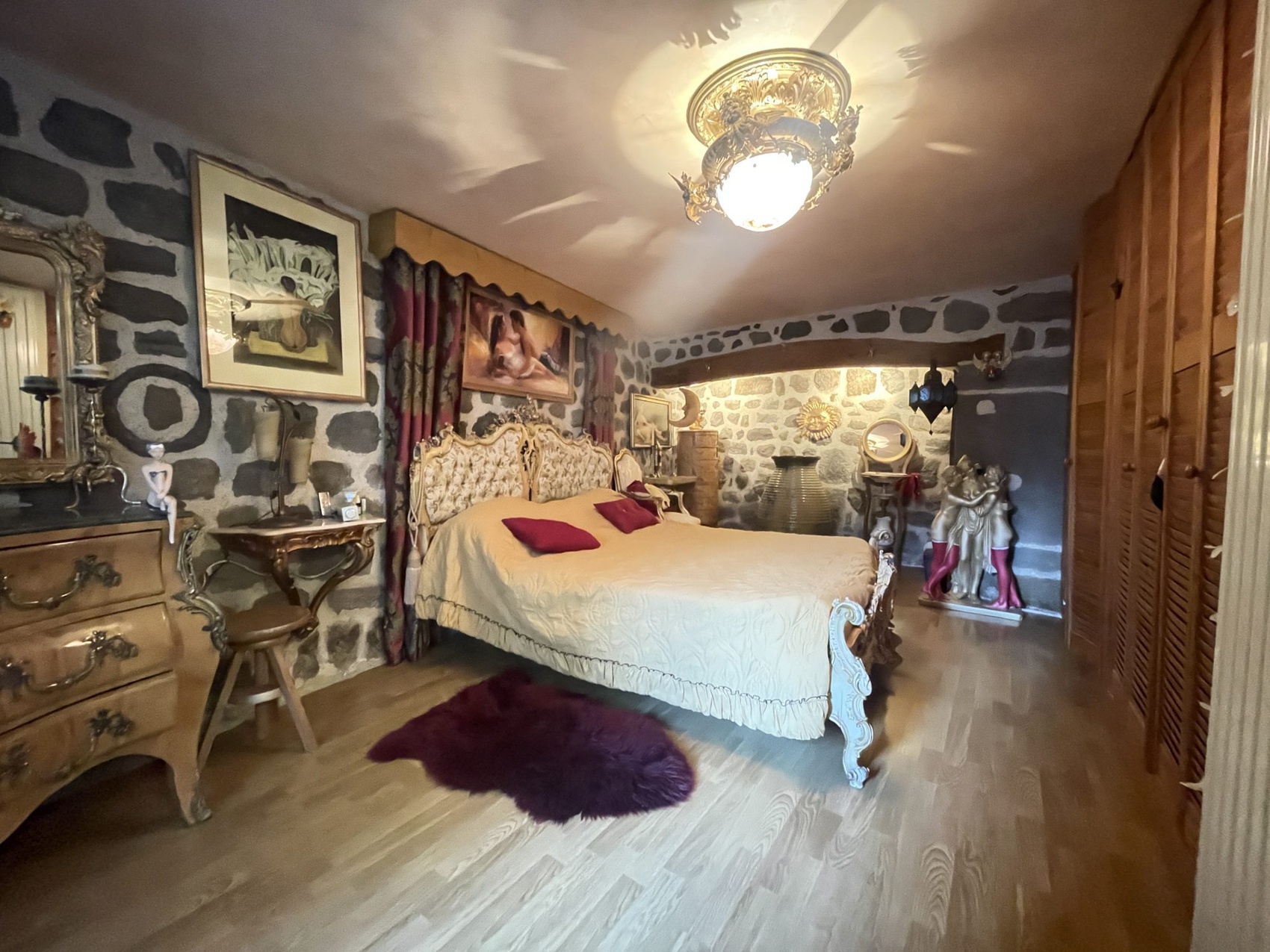 Achat immobilier Maison 10 pièces  270m2 à Polignac (43000) - Photo n°16