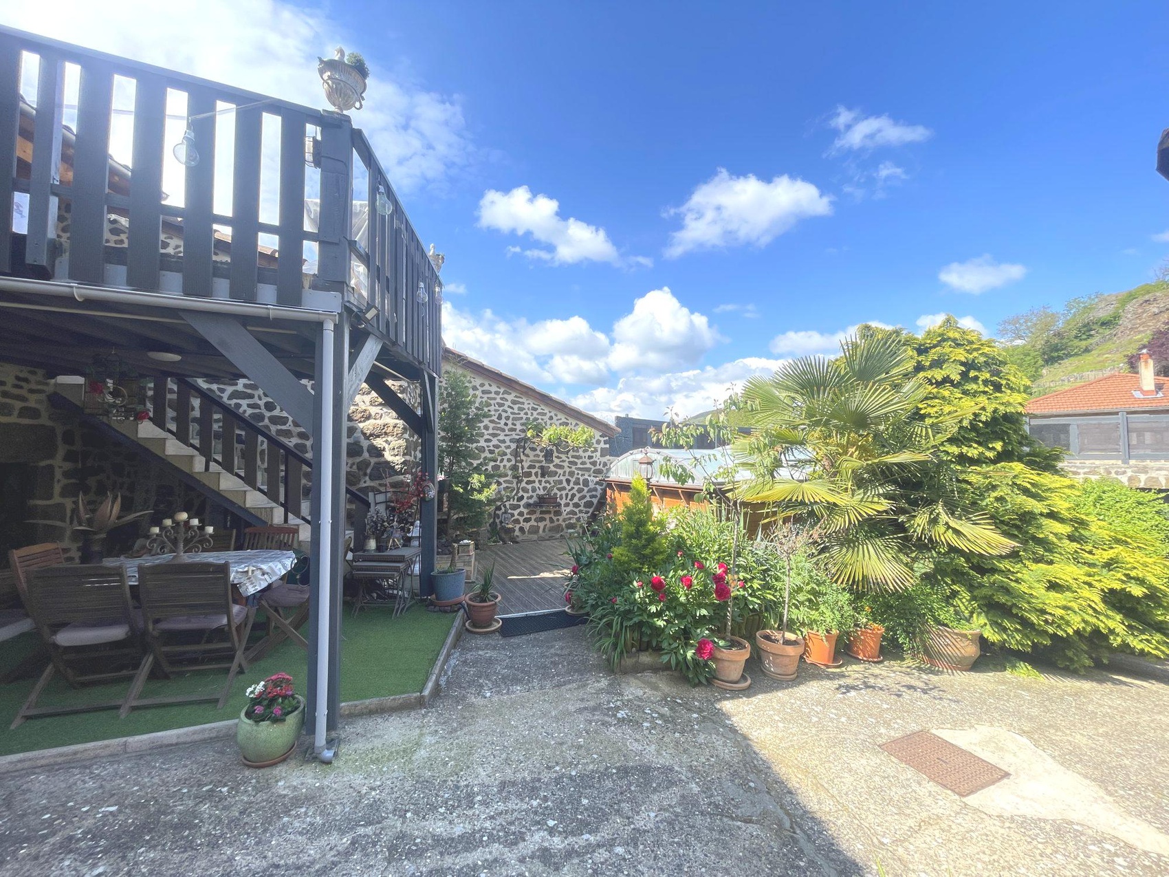 Achat immobilier Maison 10 pièces  270m2 à Polignac (43000) - Photo n°5