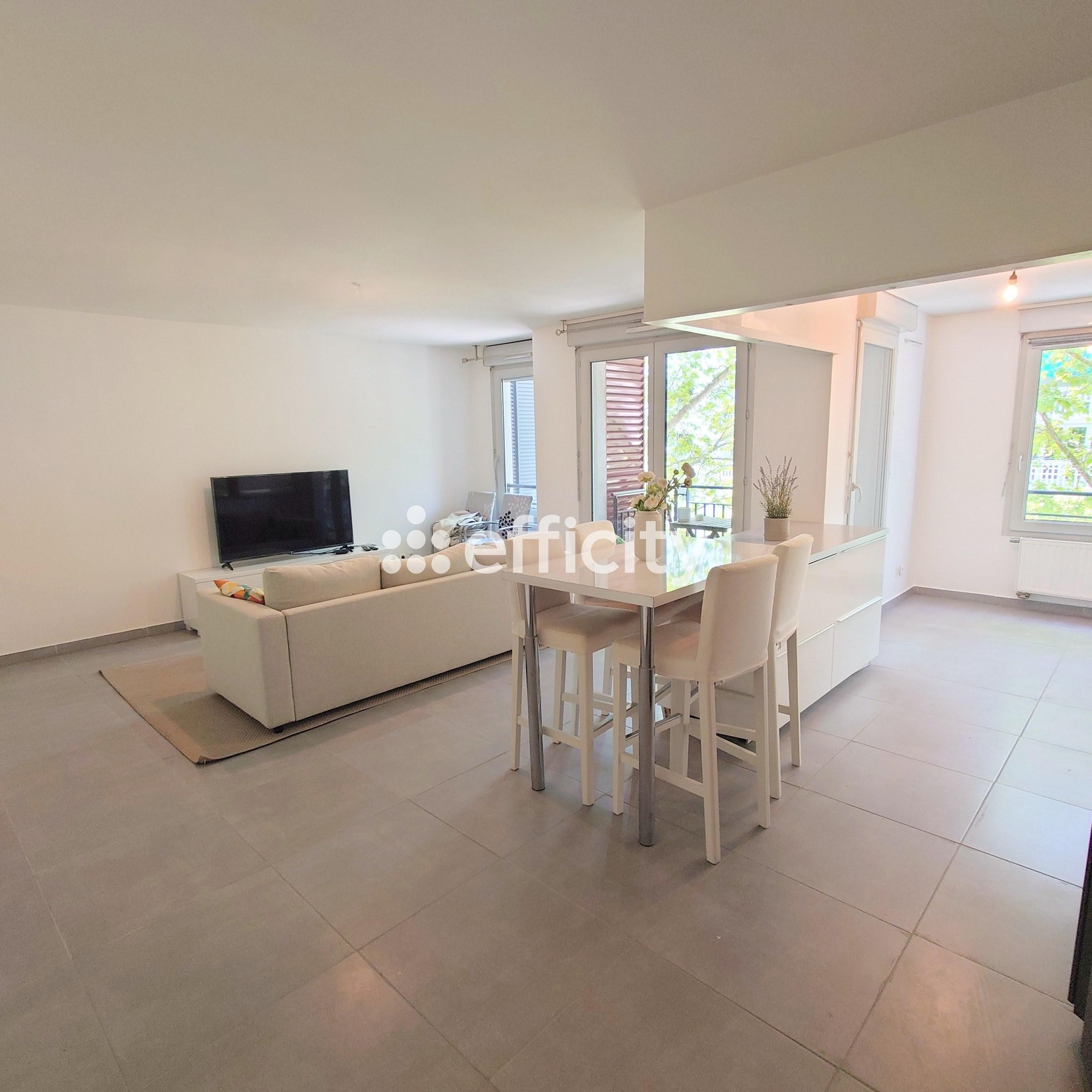 appartement 4 pièces - 92,82m2 à Lyon (69007)
