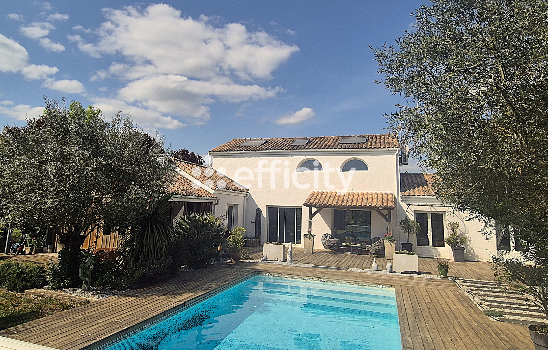maison 5 pièces - 169m2 à Saujon (17600)