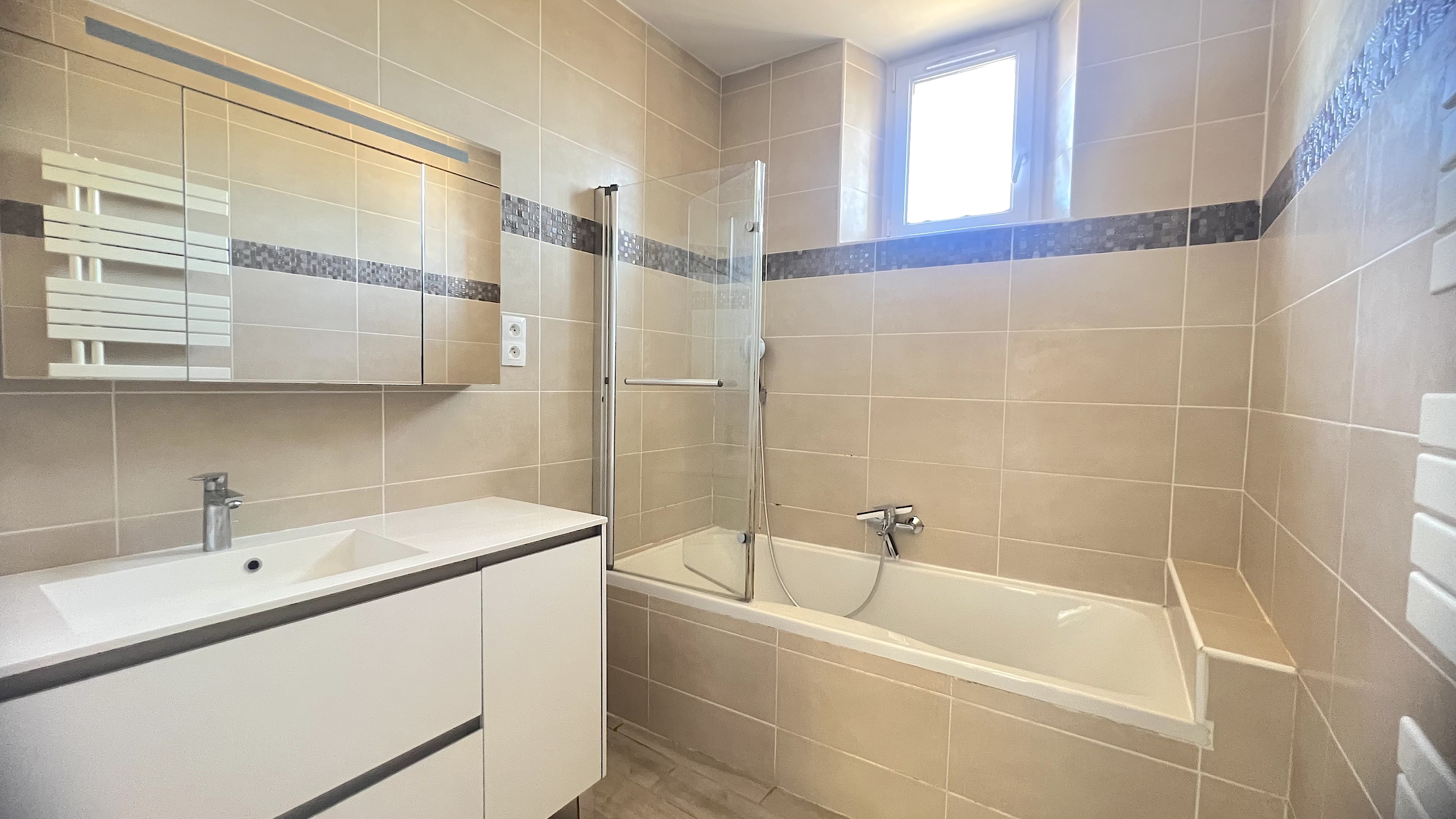 Achat immobilier Appartement 4 pièces  149m2 à Les Pennes-Mirabeau (13170) - Photo n°9