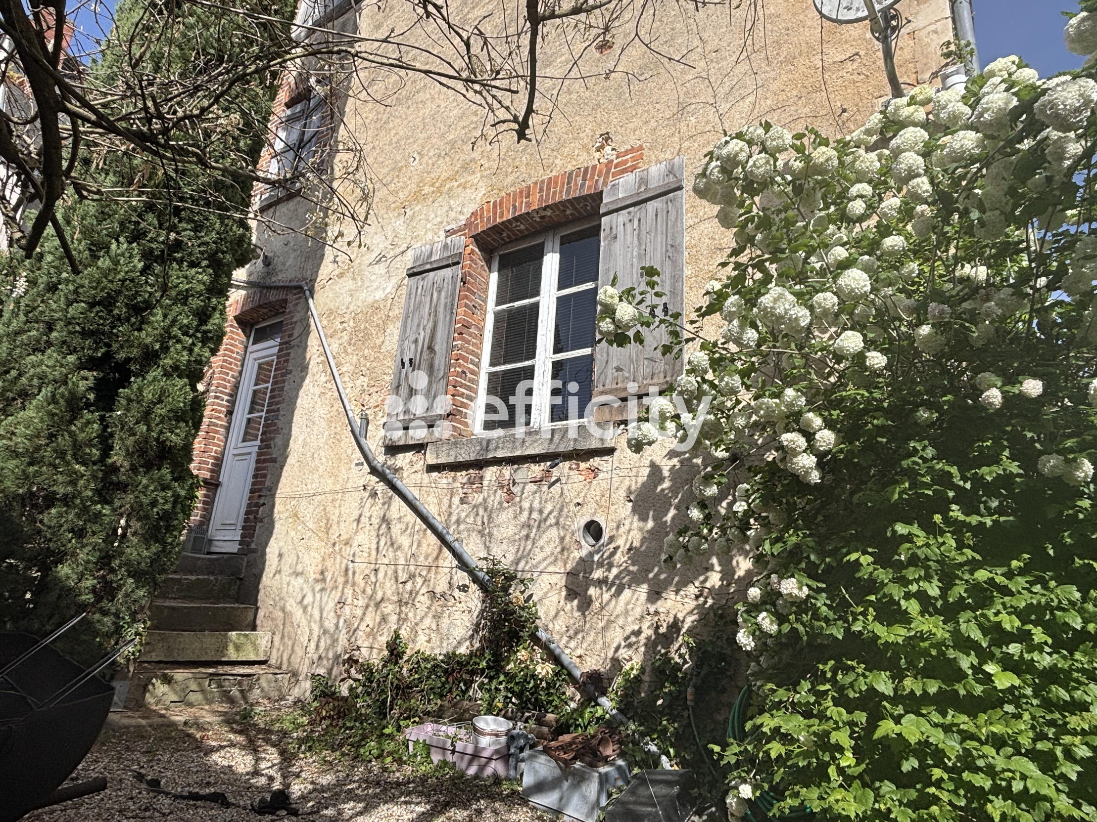 maison 6 pièces - 195m2 à La Chapelle-d'Angillon (18380)