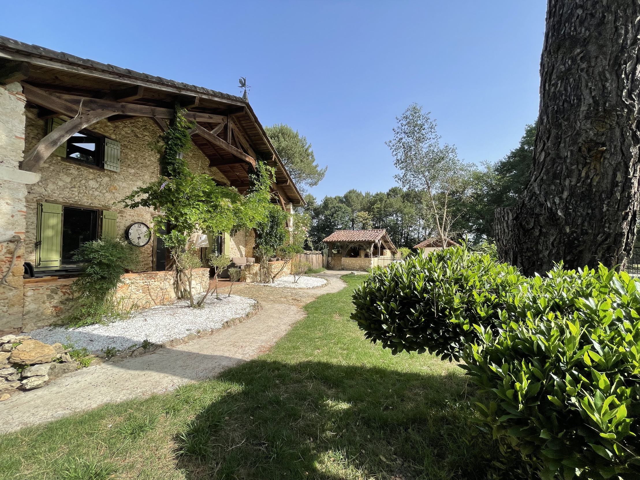 maison 9 pièces - 300m2 à Bostens (40090)