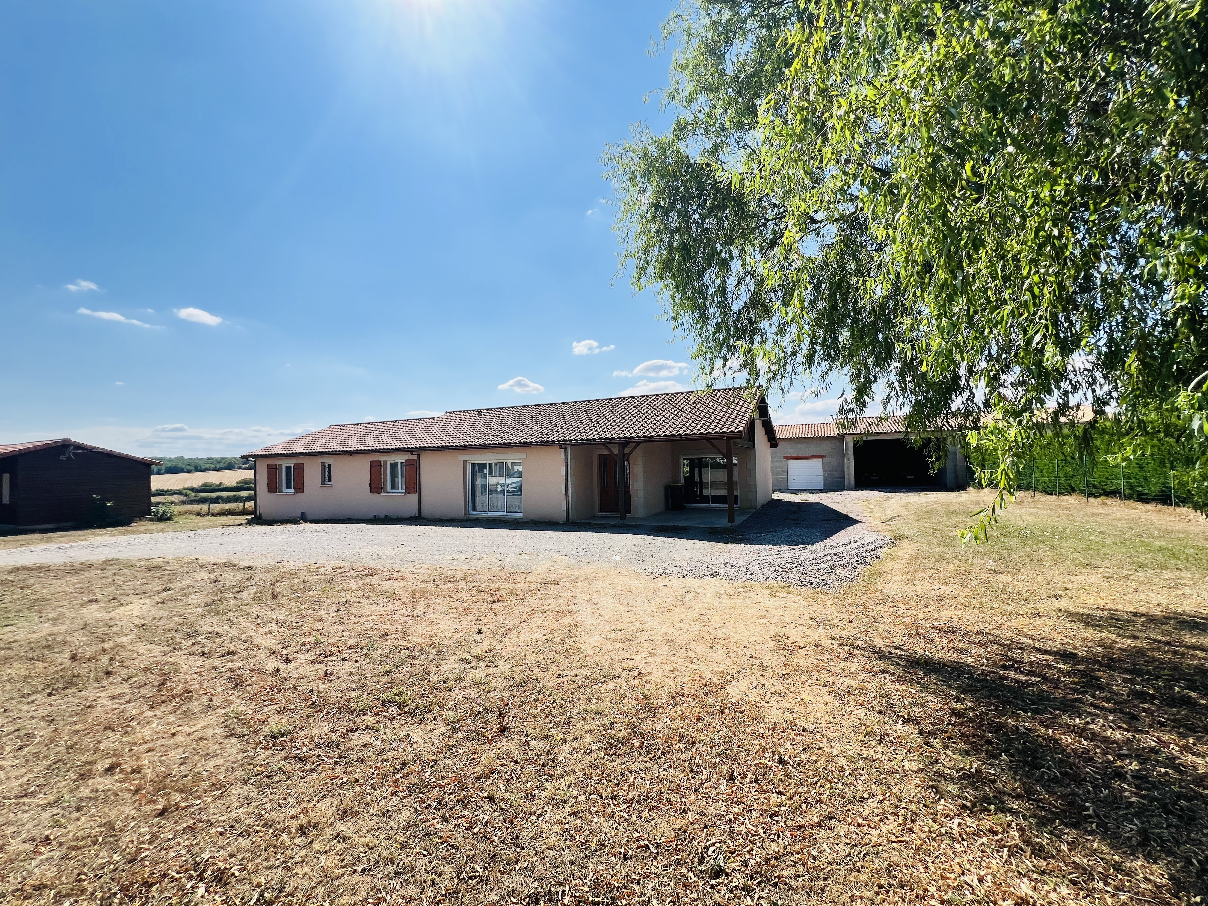 Maison 5 pièces 130 m² · à Taponnat-Fleurignac · 130 m² · 199 500 €