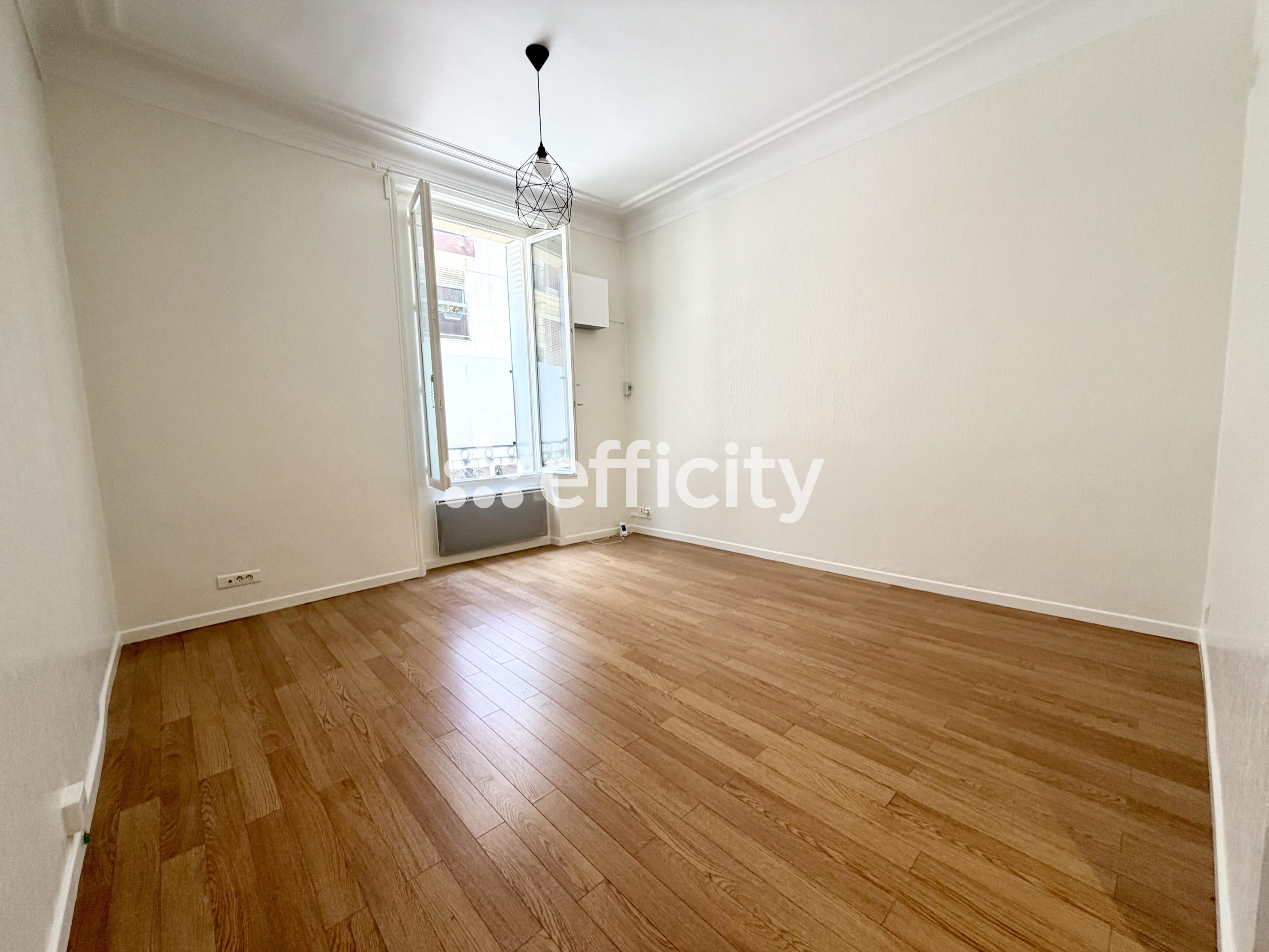 appartement 1 pièces - 27m2 à Paris (75012)