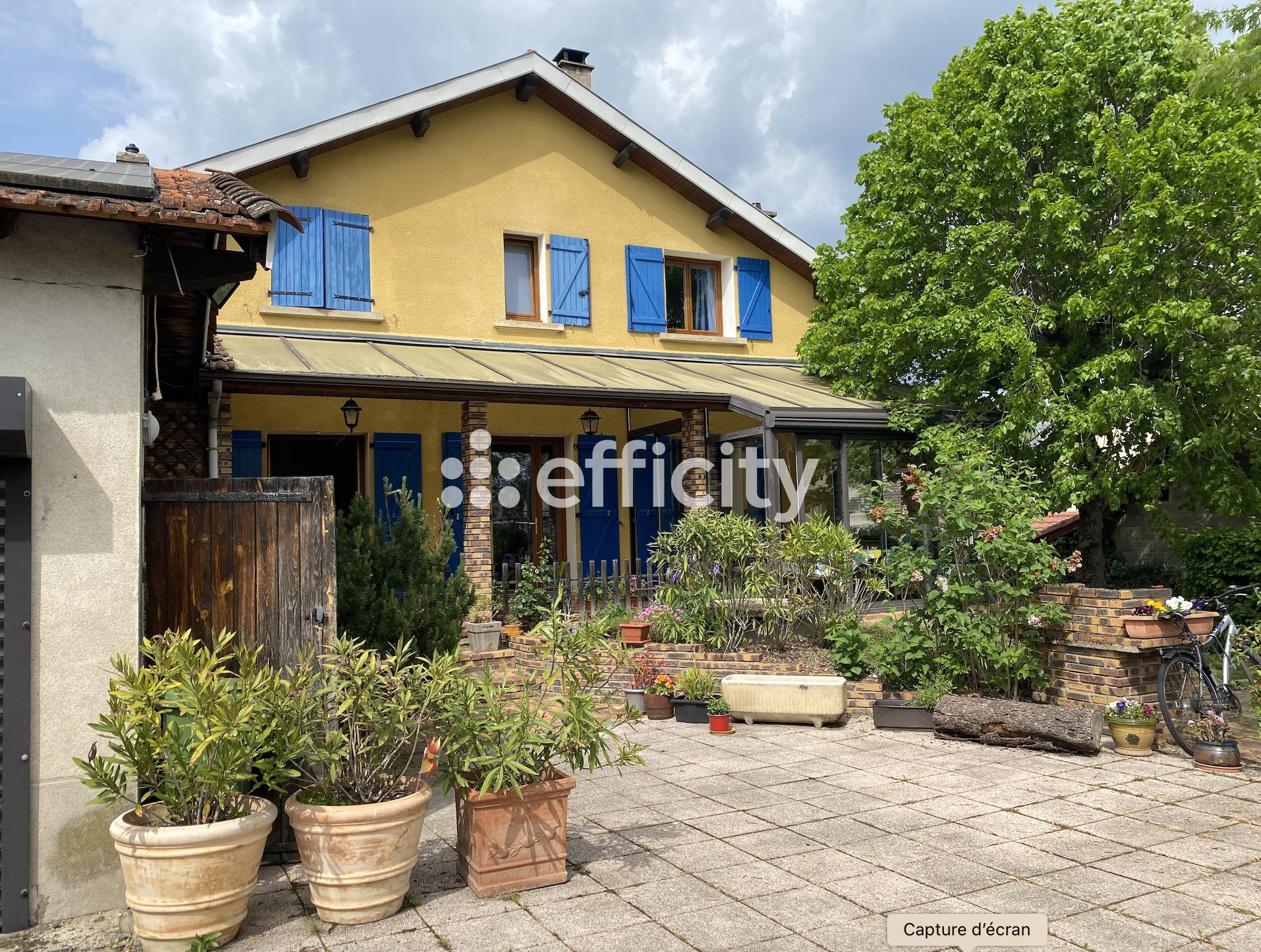 Maison 7 pièces 150 m² · à Feurs · 150 m² · 320 000 €