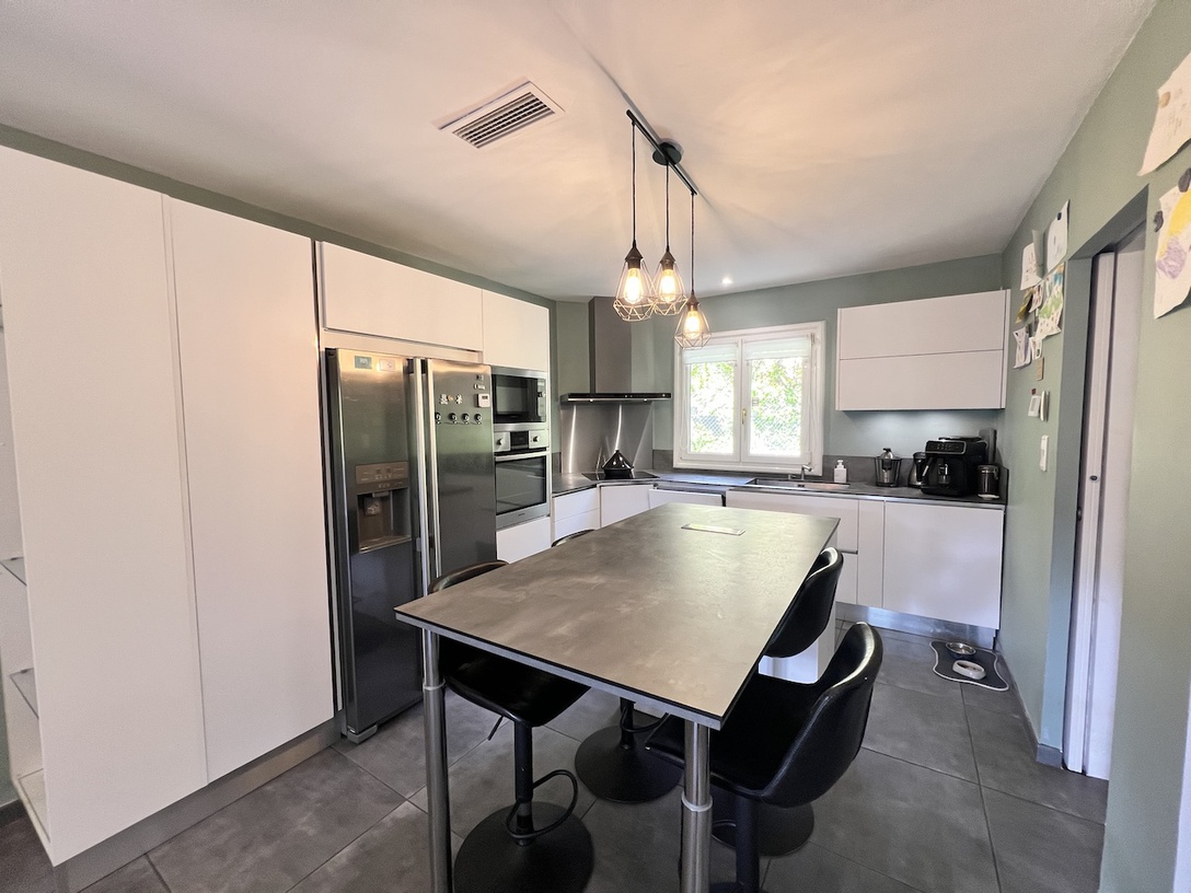 Achat immobilier Maison 7 pièces  140m2 à Aubagne (13400) - Photo n°8