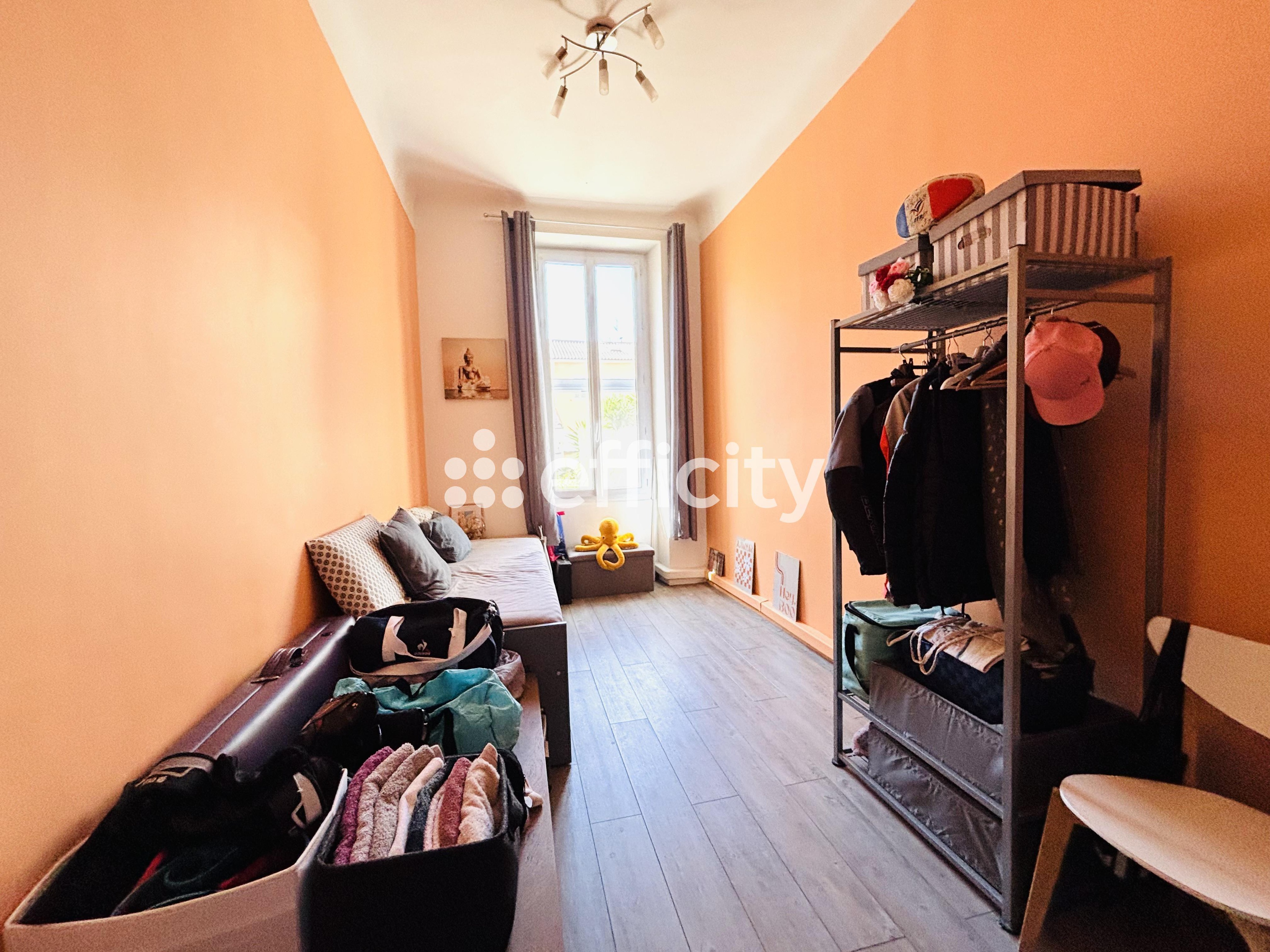 Achat immobilier Appartement 3 pièces  75m2 à Marseille (13005) - Photo n°6