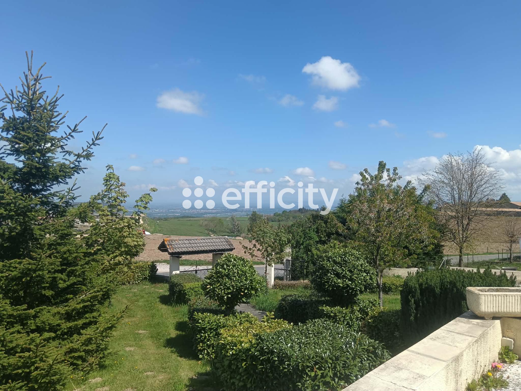 Achat immobilier Maison 10 pièces  227m2 à Chambles (42170) - Photo n°11