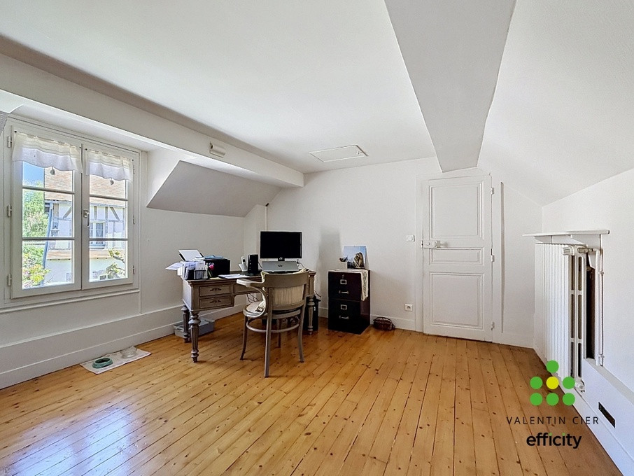 Achat immobilier Maison 7 pièces  180m2 à Saint-Piat (28130) - Photo n°10