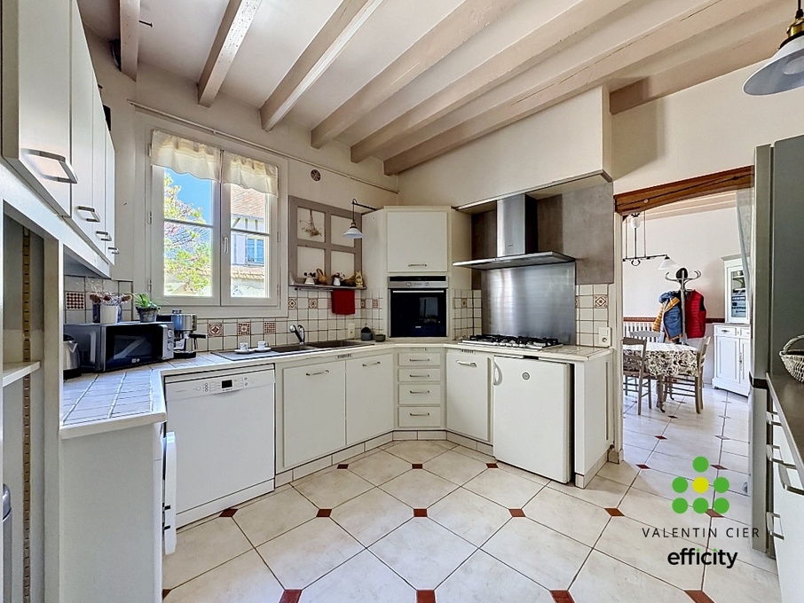 Achat immobilier Maison 7 pièces  180m2 à Saint-Piat (28130) - Photo n°5