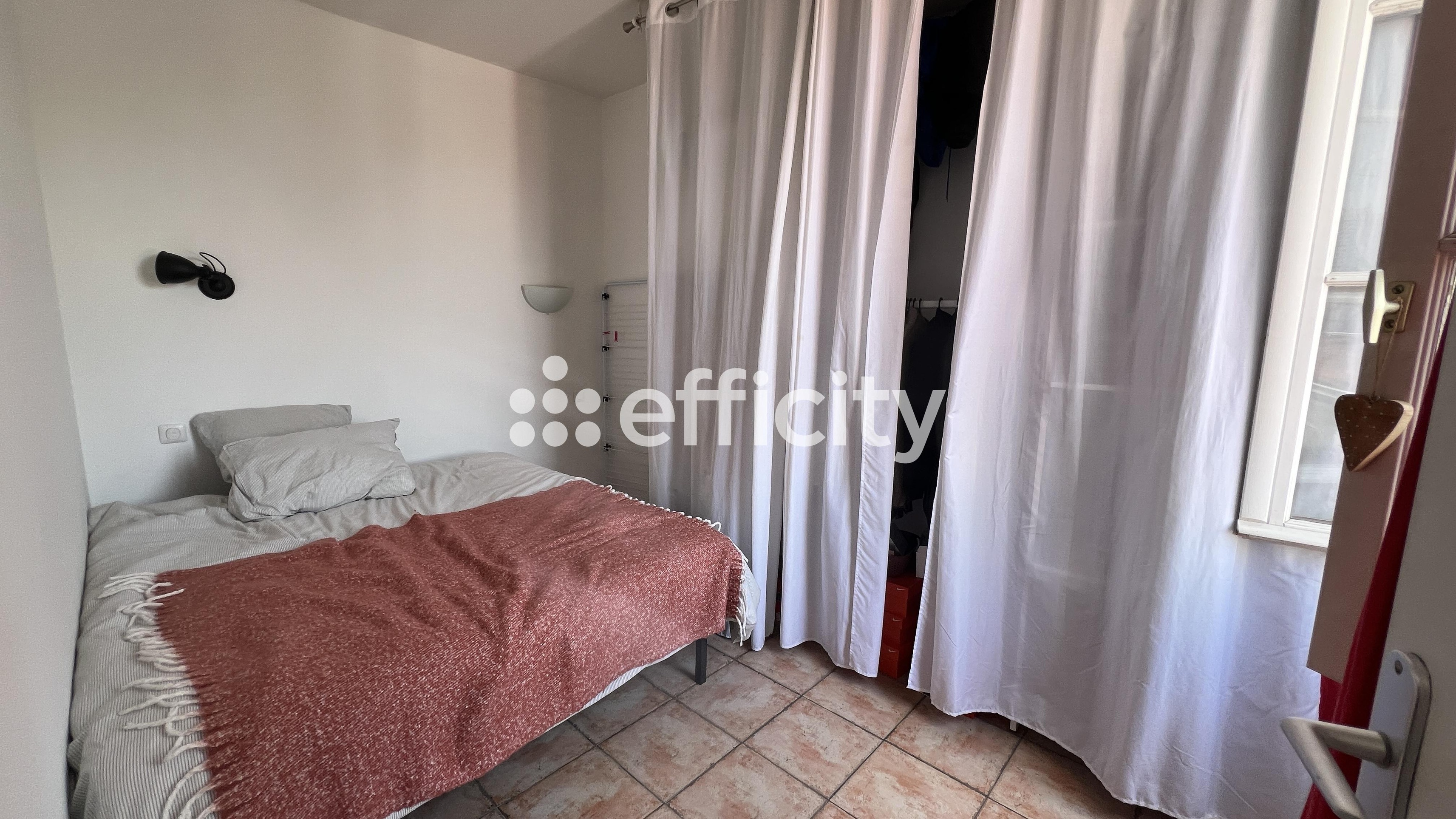 Achat immobilier Appartement 2 pièces  35m2 à Marseille (13008) - Photo n°7