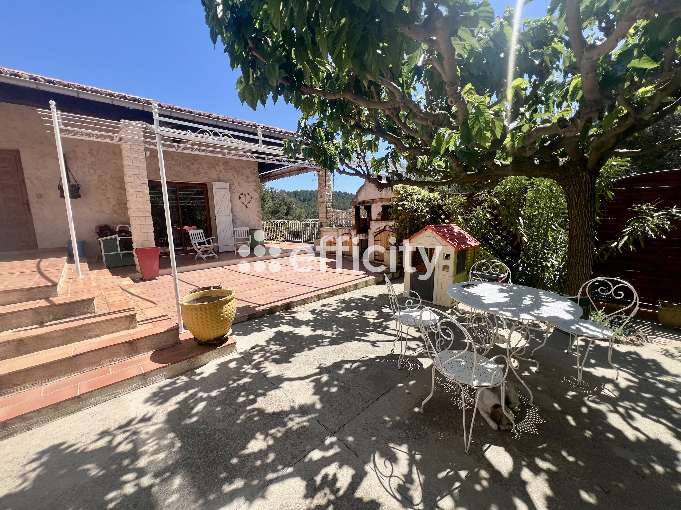 maison 10 pièces - 230m2 à Marseille (13015)