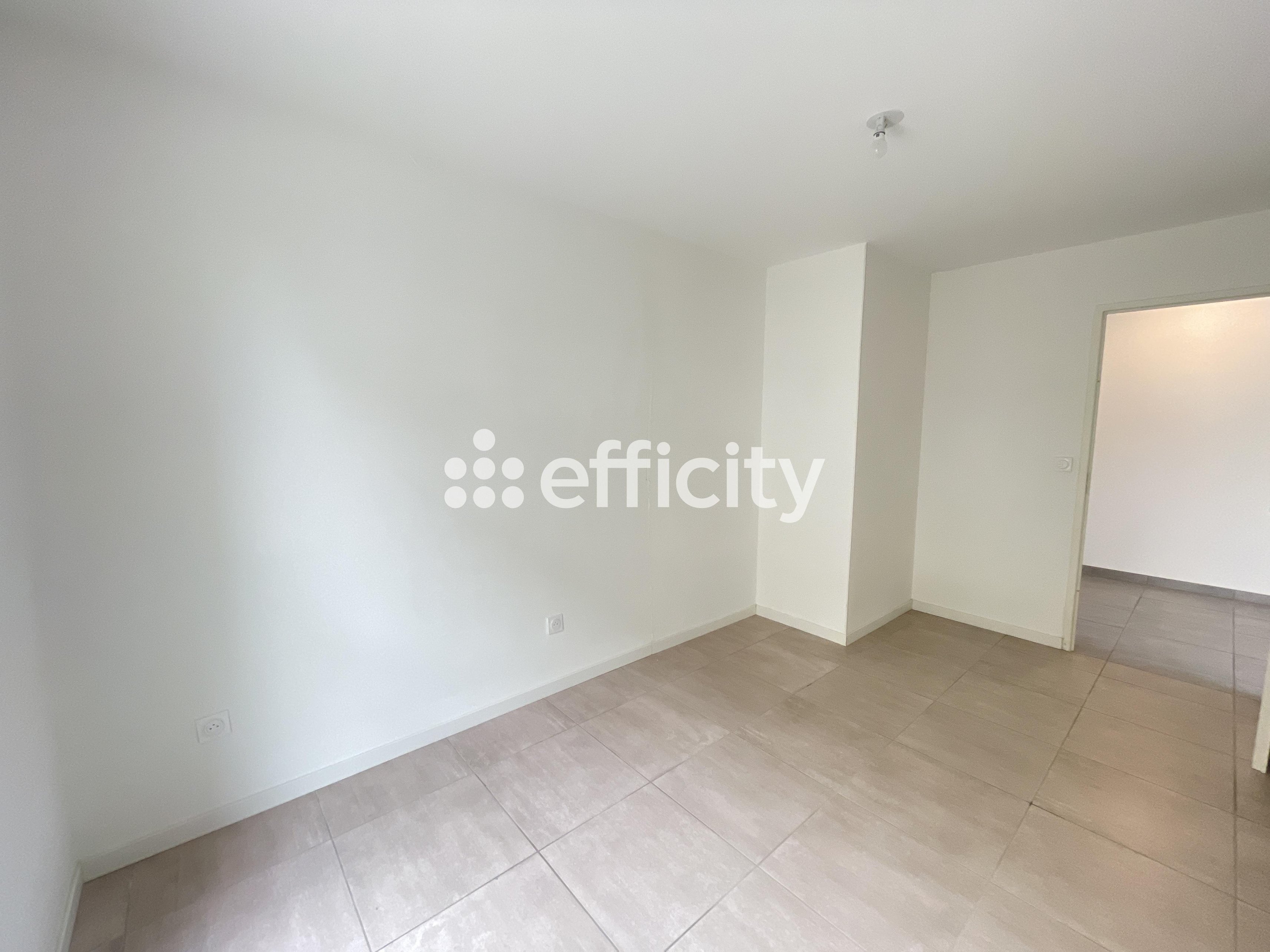 Achat immobilier Appartement 4 pièces  81m2 à Clermont-Ferrand (63000) - Photo n°10