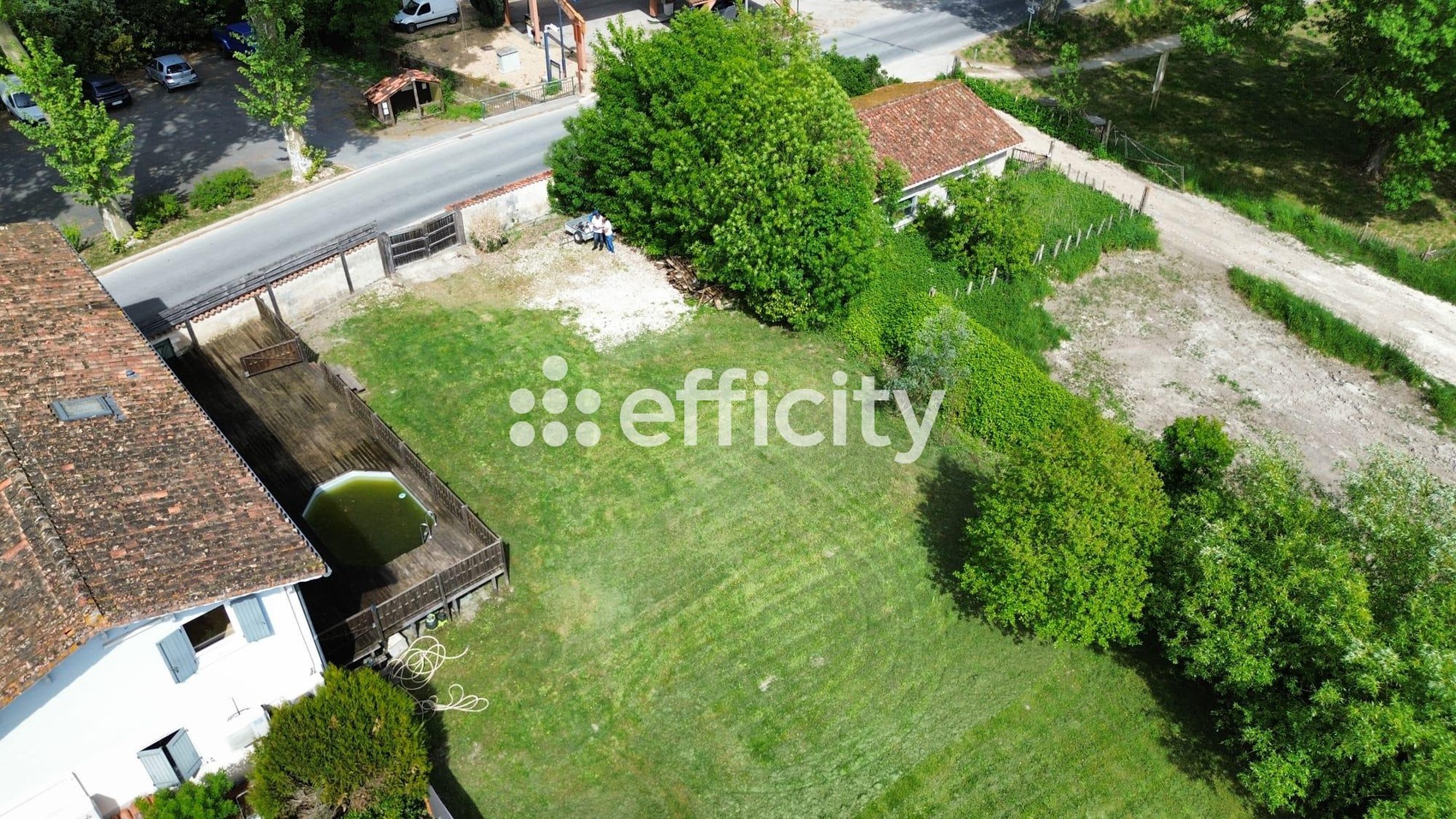 Achat immobilier Maison 7 pièces  180m2 à Aubeterre-sur-Dronne (16390) - Photo n°4