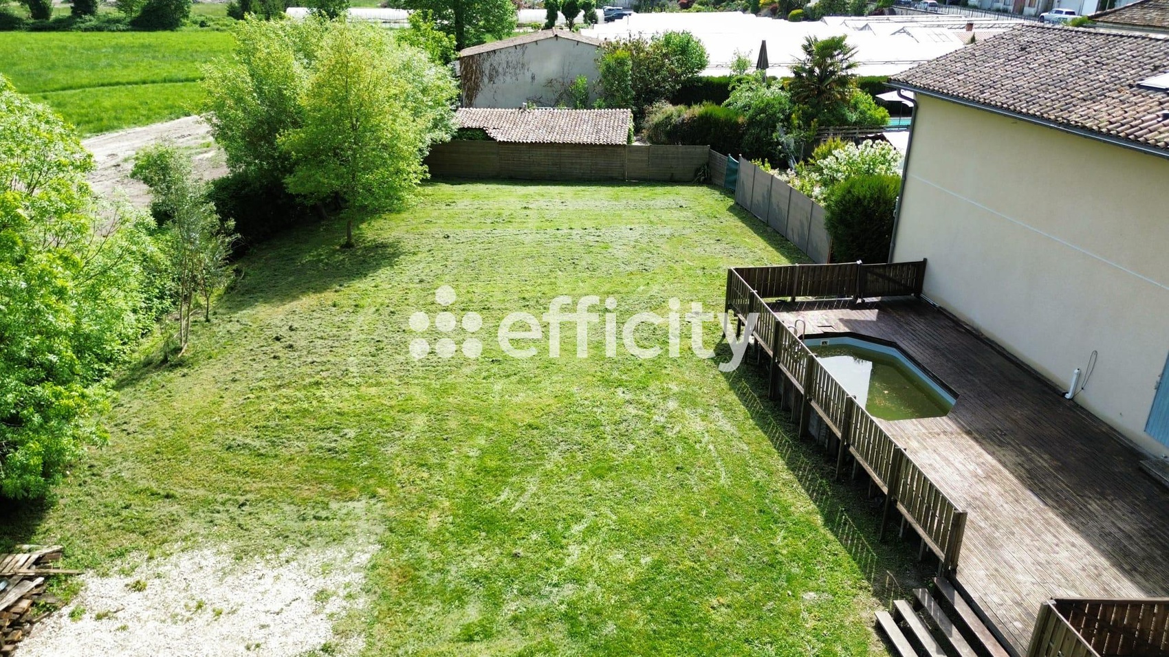 Achat immobilier Maison 7 pièces  180m2 à Aubeterre-sur-Dronne (16390) - Photo n°5