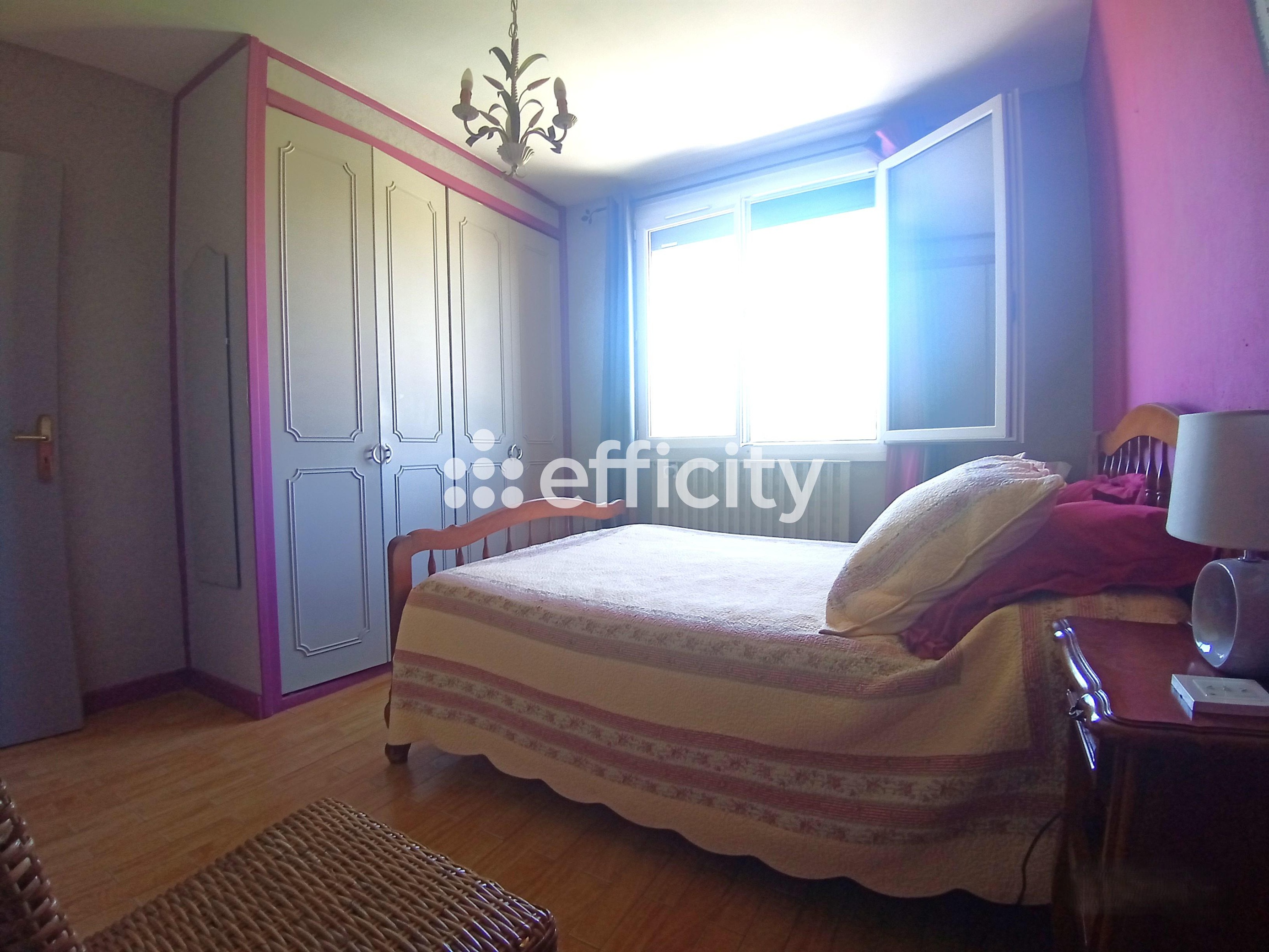 Achat immobilier Appartement 4 pièces  75m2 à Romans-sur-Isère (26100) - Photo n°11