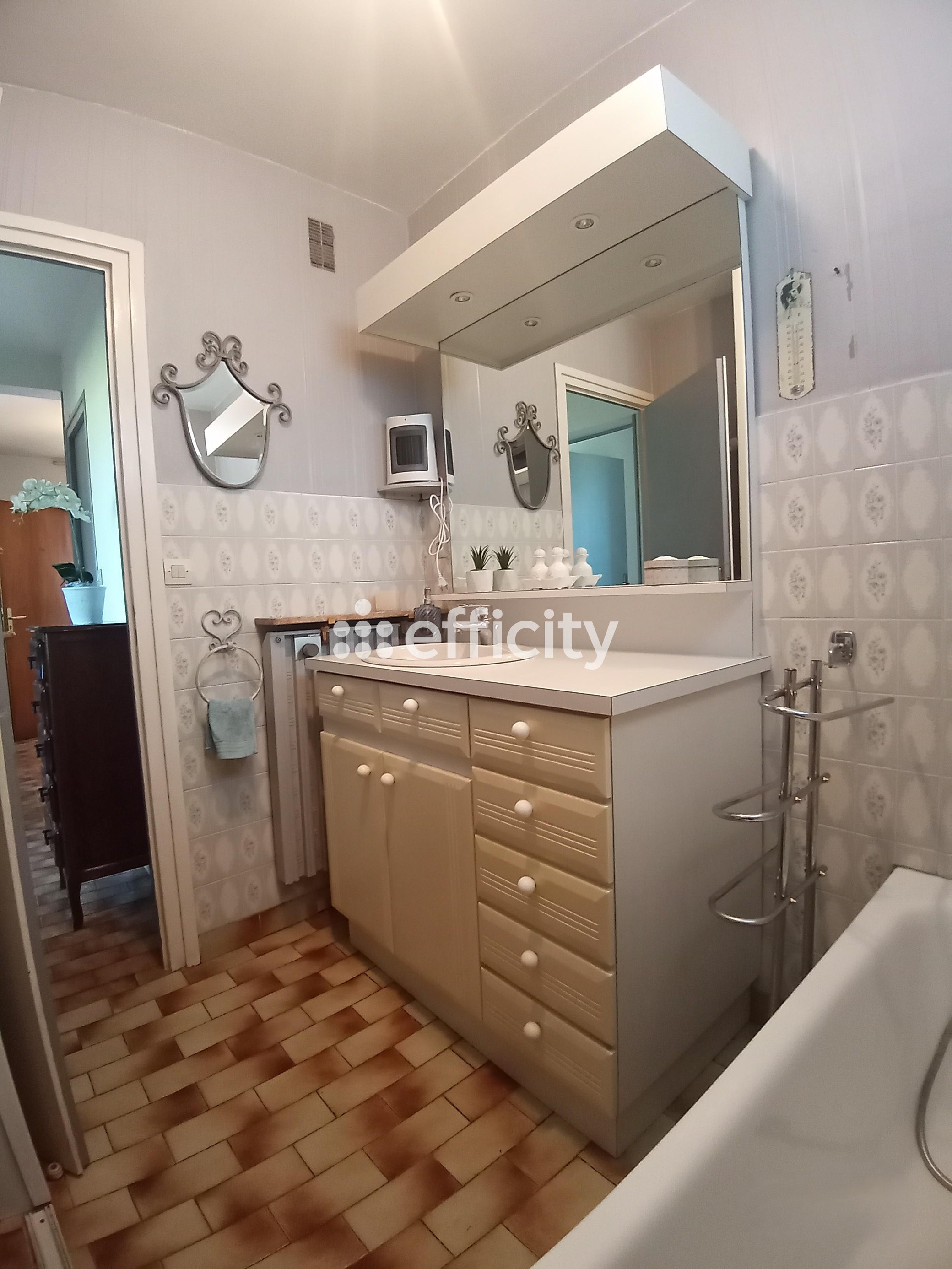 Achat immobilier Appartement 4 pièces  75m2 à Romans-sur-Isère (26100) - Photo n°15