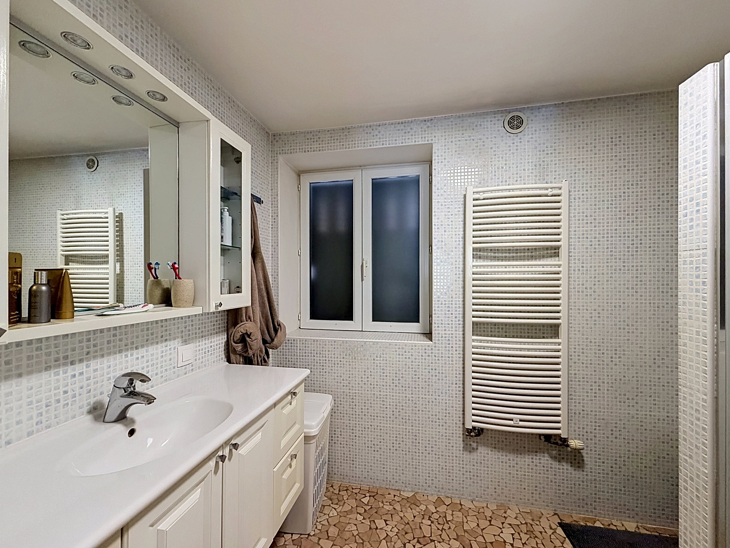 Achat immobilier Maison 4 pièces  135m2 à Genilac (42800) - Photo n°10