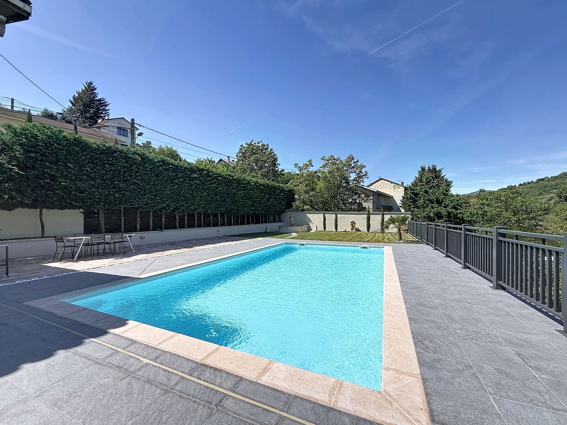 maison 4 pièces - 135m2 à Genilac (42800)