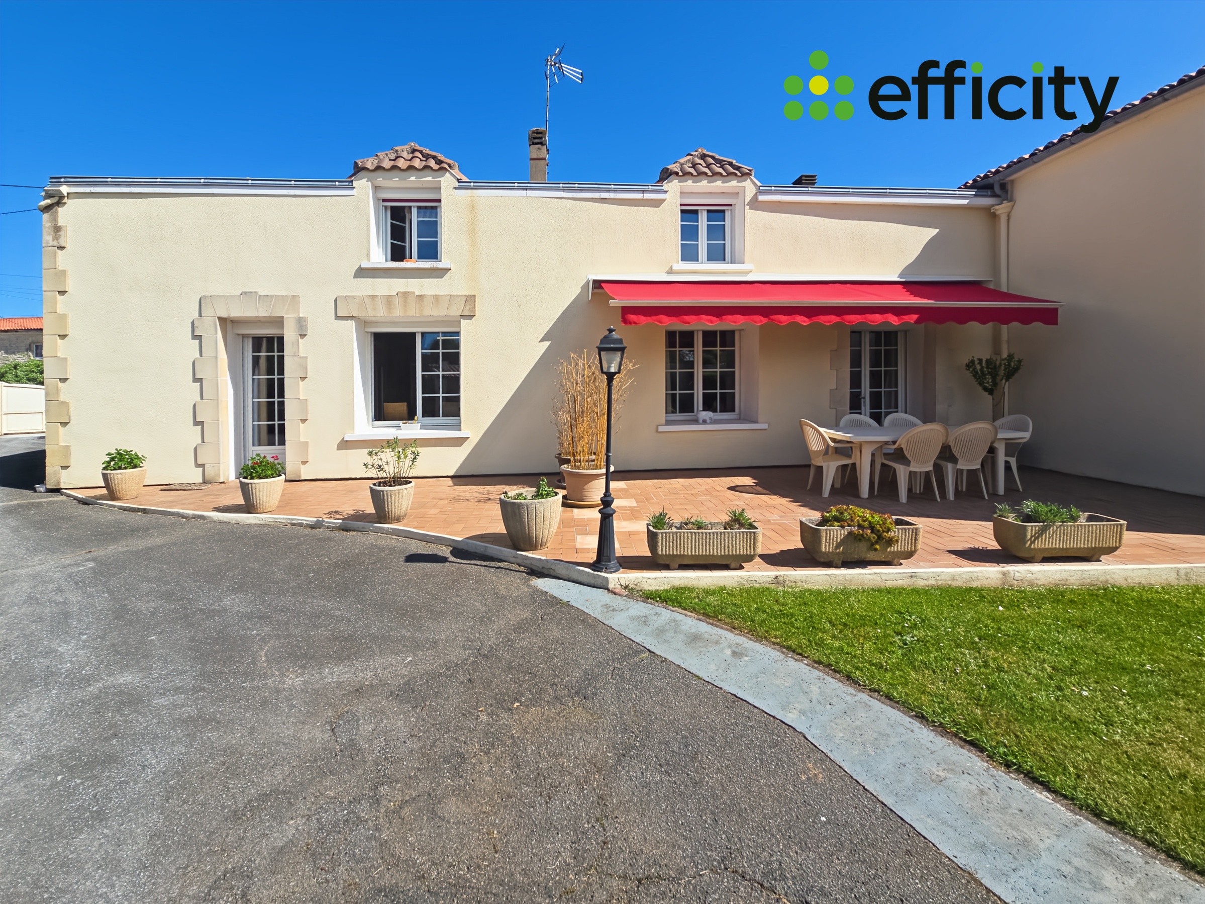 Achat immobilier Maison 10 pièces  473m2 à Marsais (17700) - Photo n°12