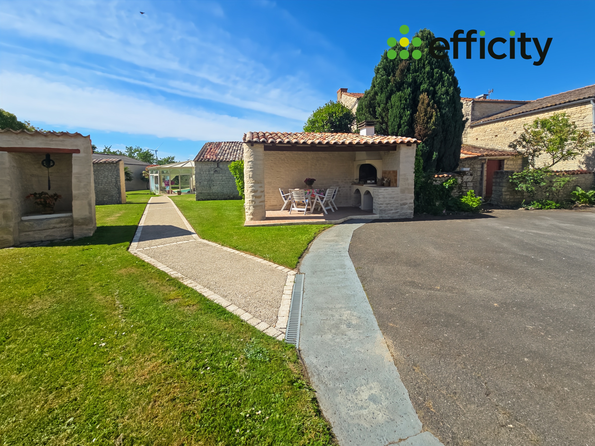 Achat immobilier Maison 10 pièces  473m2 à Marsais (17700) - Photo n°13