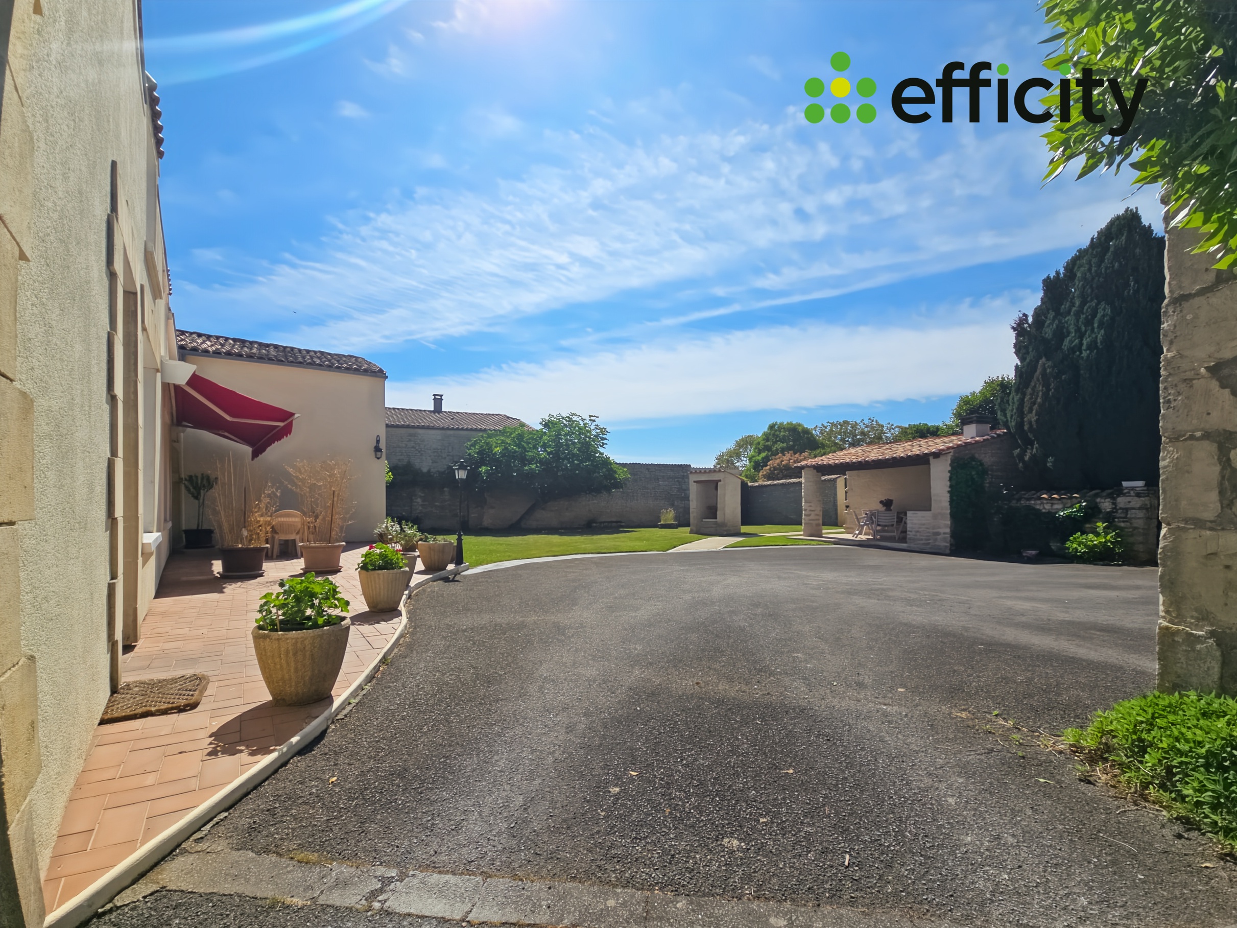 Achat immobilier Maison 10 pièces  473m2 à Marsais (17700) - Photo n°18