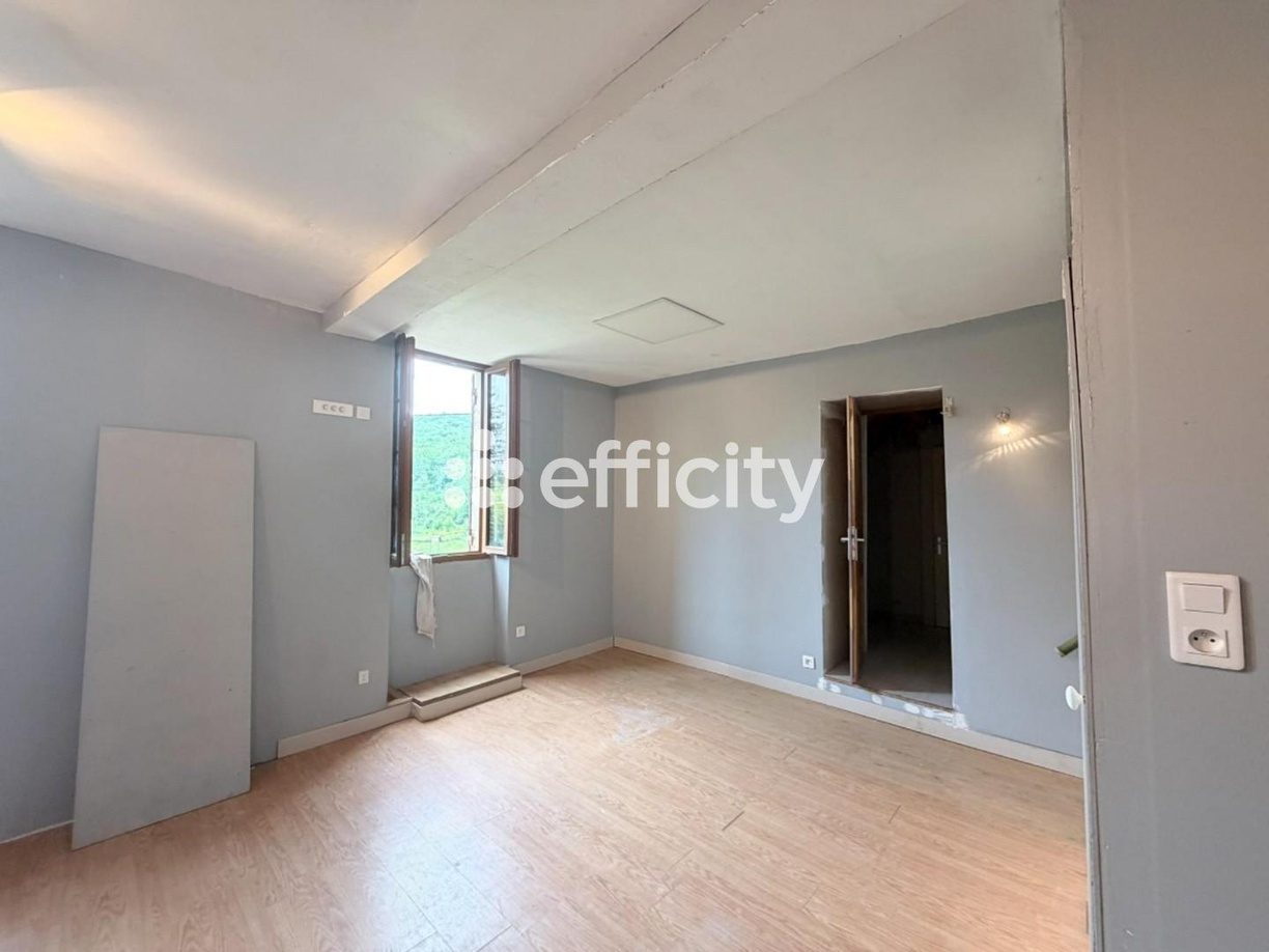 Achat immobilier Maison 7 pièces  150m2 à Bayac (24150) - Photo n°5