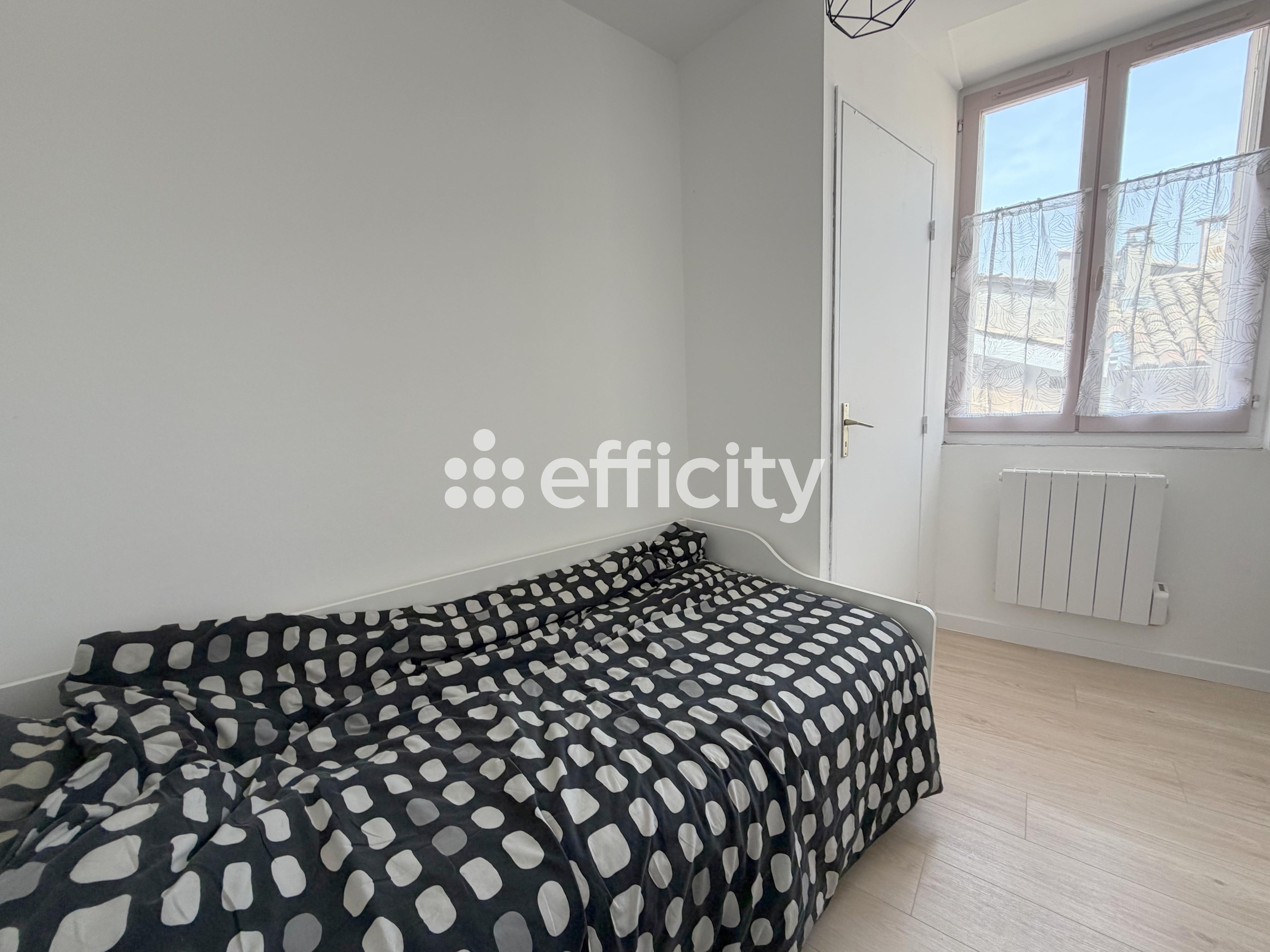 Achat immobilier Appartement 2 pièces  28m2 à Digne-les-Bains (04000) - Photo n°4