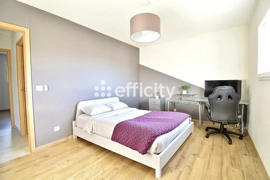 Achat immobilier Maison 8 pièces  185m2 à Laizé (71870) - Photo n°16