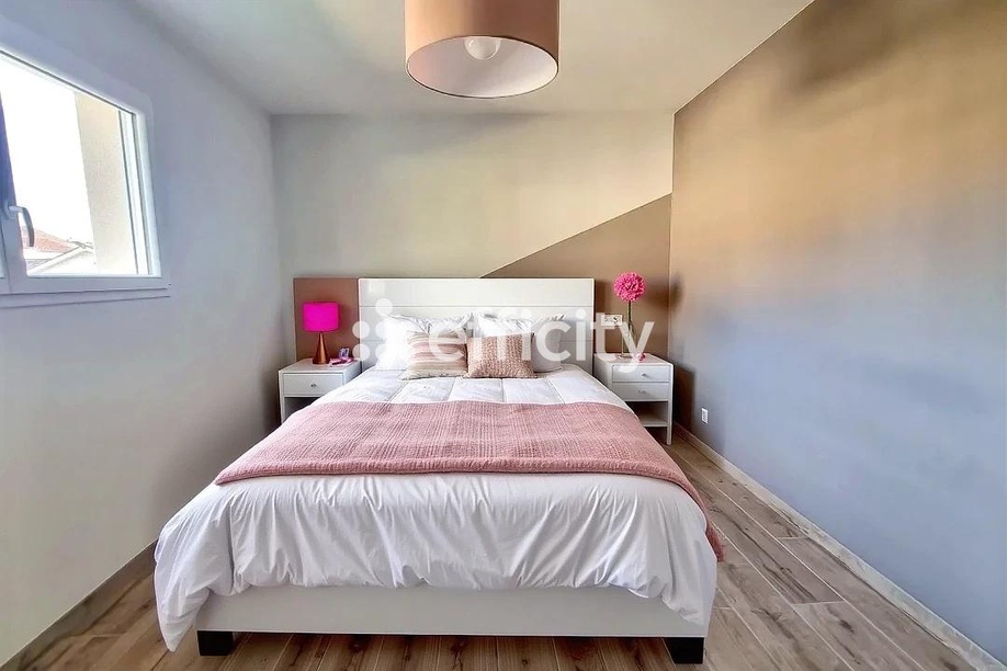 Achat immobilier Maison 8 pièces  185m2 à Laizé (71870) - Photo n°15